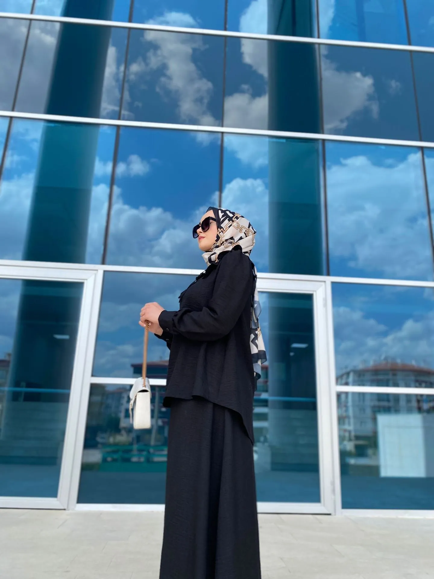 Mevlana Etekli , Yaka Detaylı Alt Üst Takım -Siyah