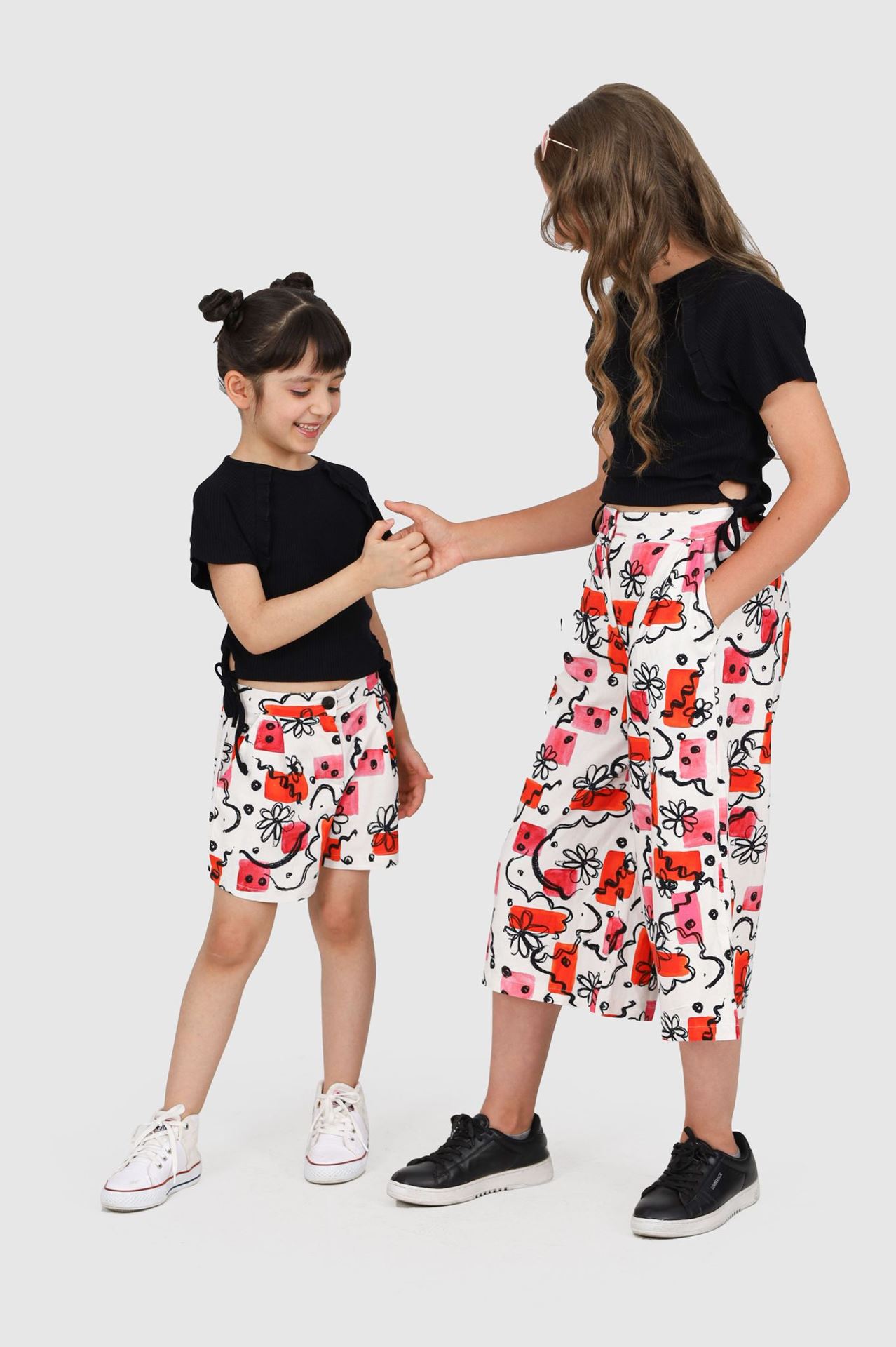 Miniğimin Cicileri 10-14 yaş beli lastikli geniş paça kapri