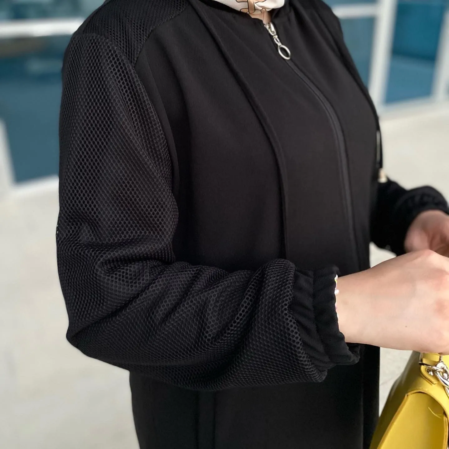 File Detaylı Kapüşonlu Kap