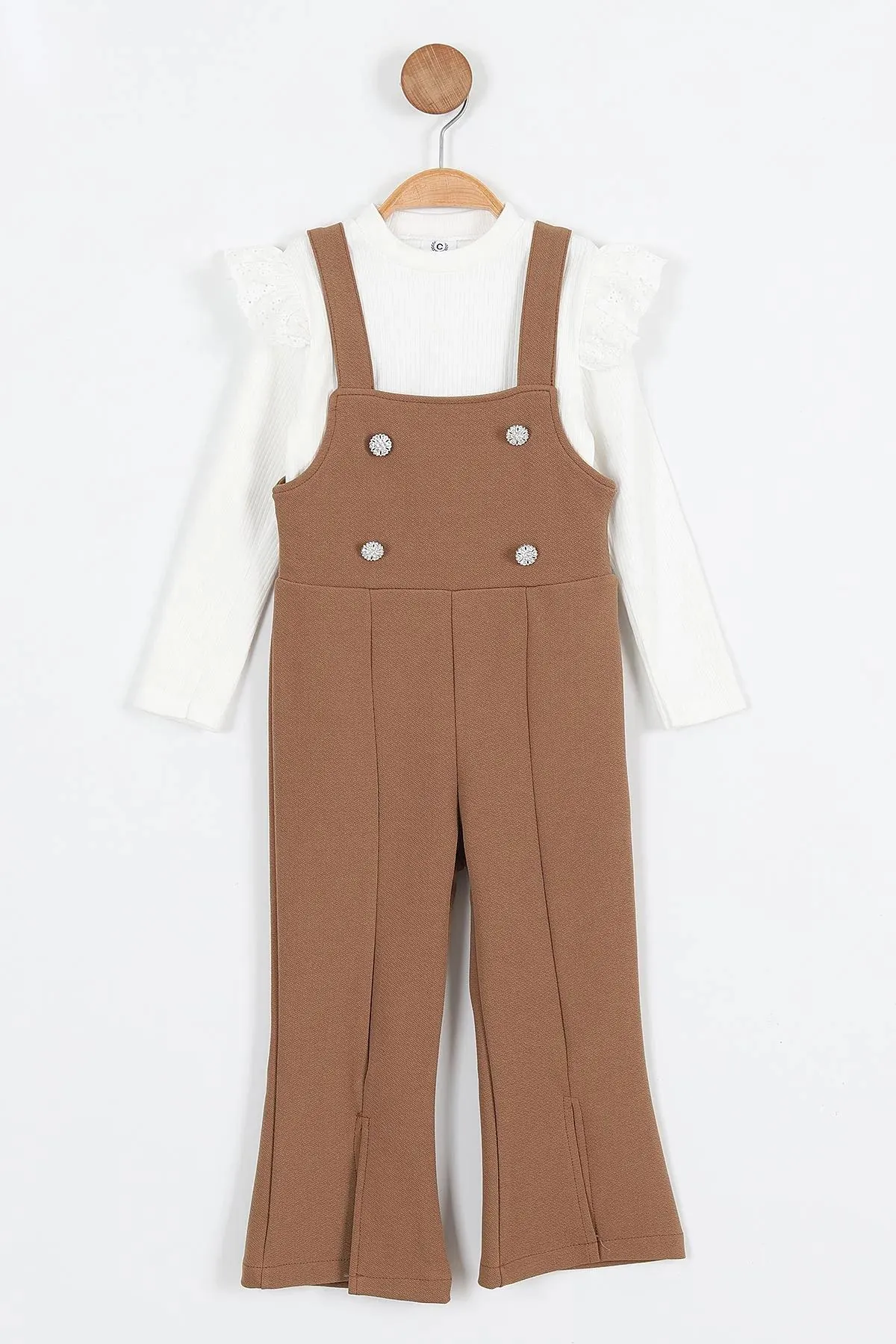 Miniğimin Cicileri Askılı Taş Düğme Detaylı Tulum ve Fırfırlı Beyaz Bluz Kız Çocuk Takım - Kahverengi
