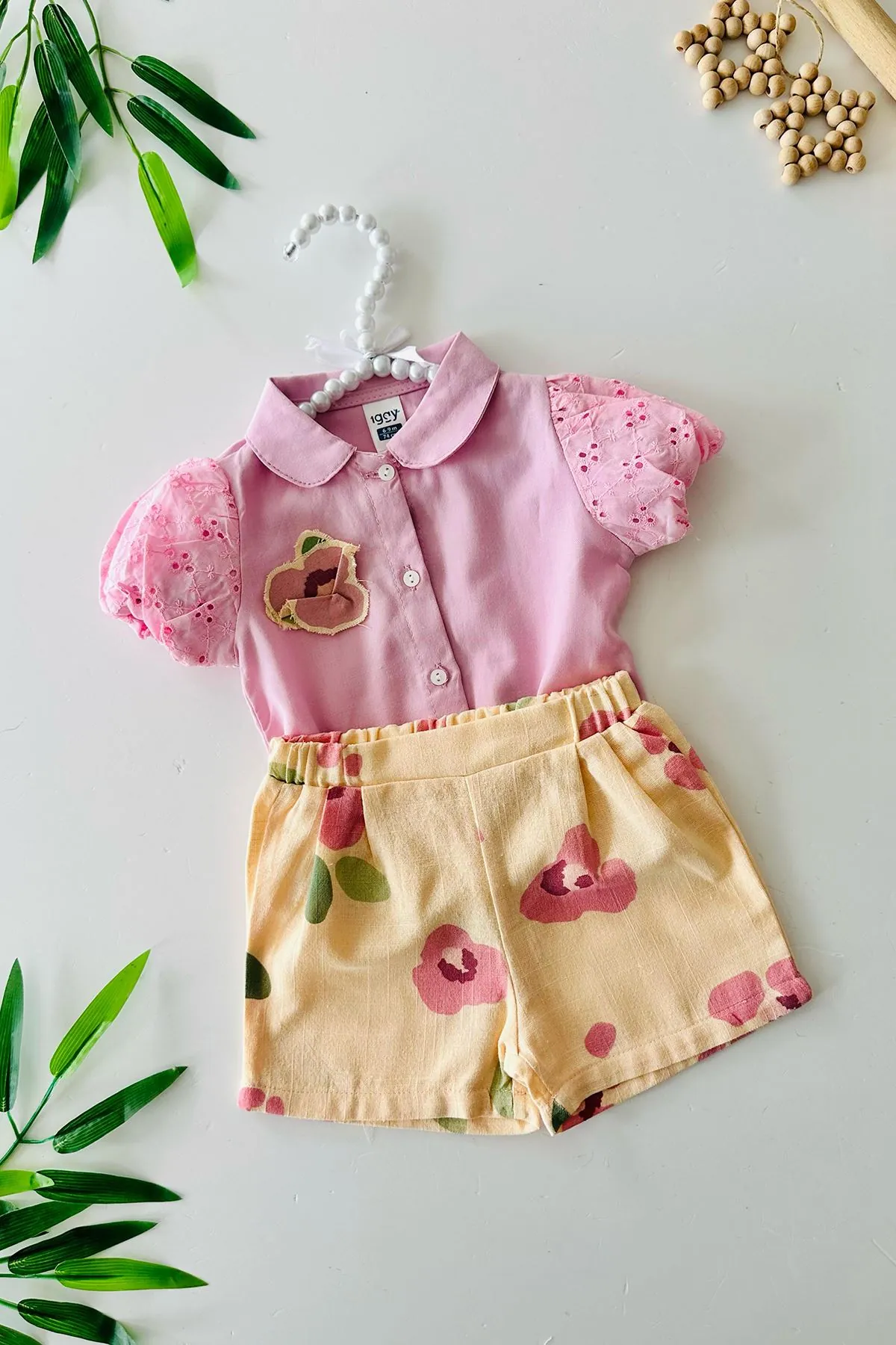 Miniğimin Cicileri Çiçek Desenli Şort ve Dantel Kollu Gömlek Kız Bebek Takımı - Pembe