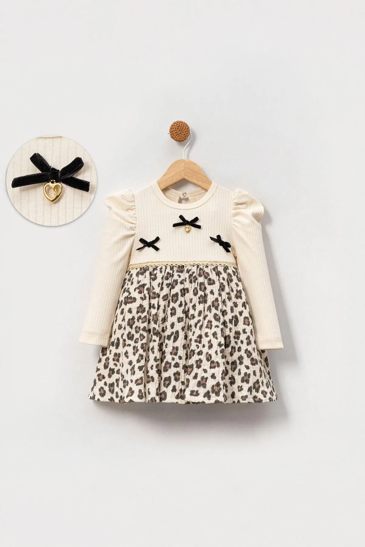 Miniğimin Cicileri Leopar Detaylı Fiyonklu Kız Bebe Elbise - Bej