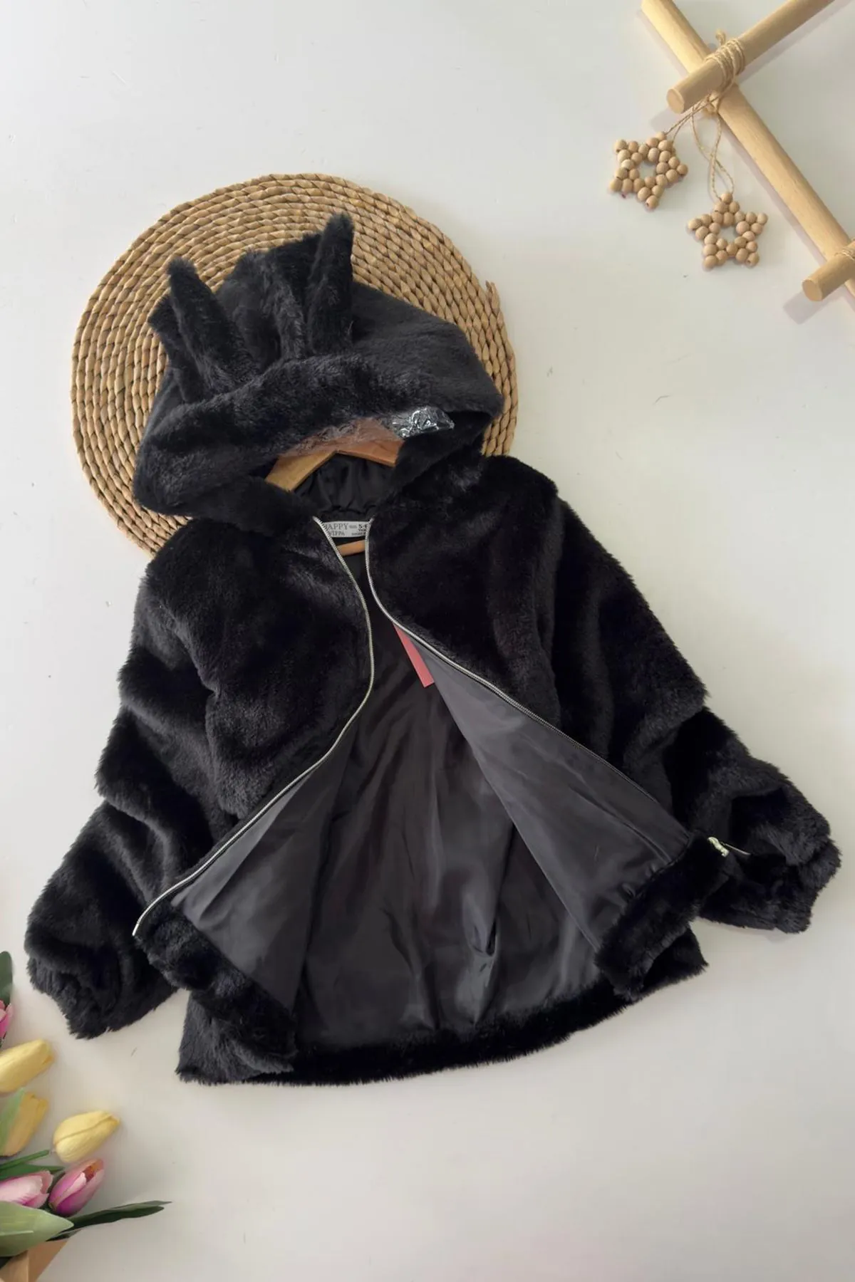 Miniğimin Cicileri Kulaklı Kapüşonlu Kız Çocuk Peluş Mont - Siyah