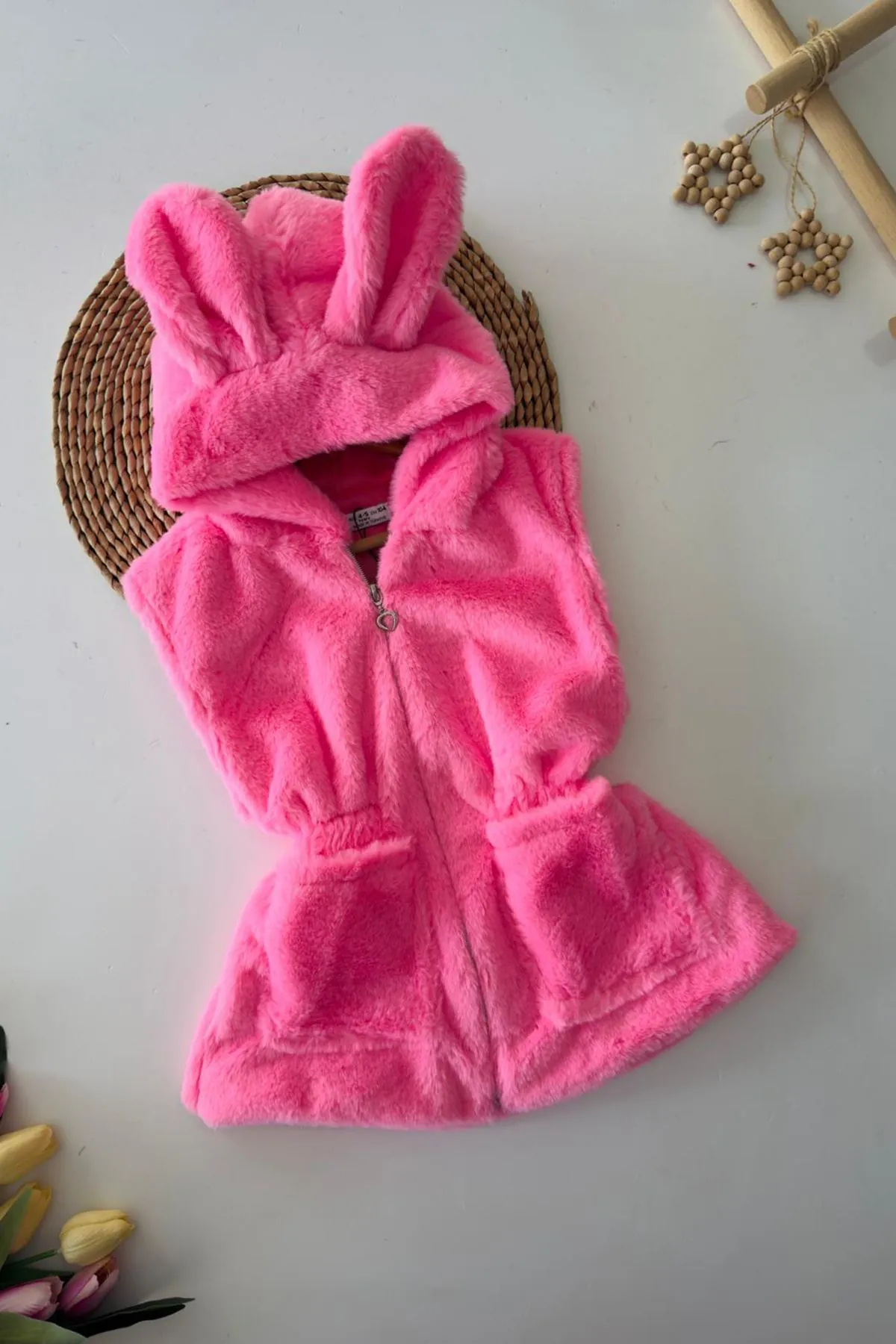 Miniğimin Cicileri Kulak Detaylı Peluş Cepli Çocuk Yelek - Pembe