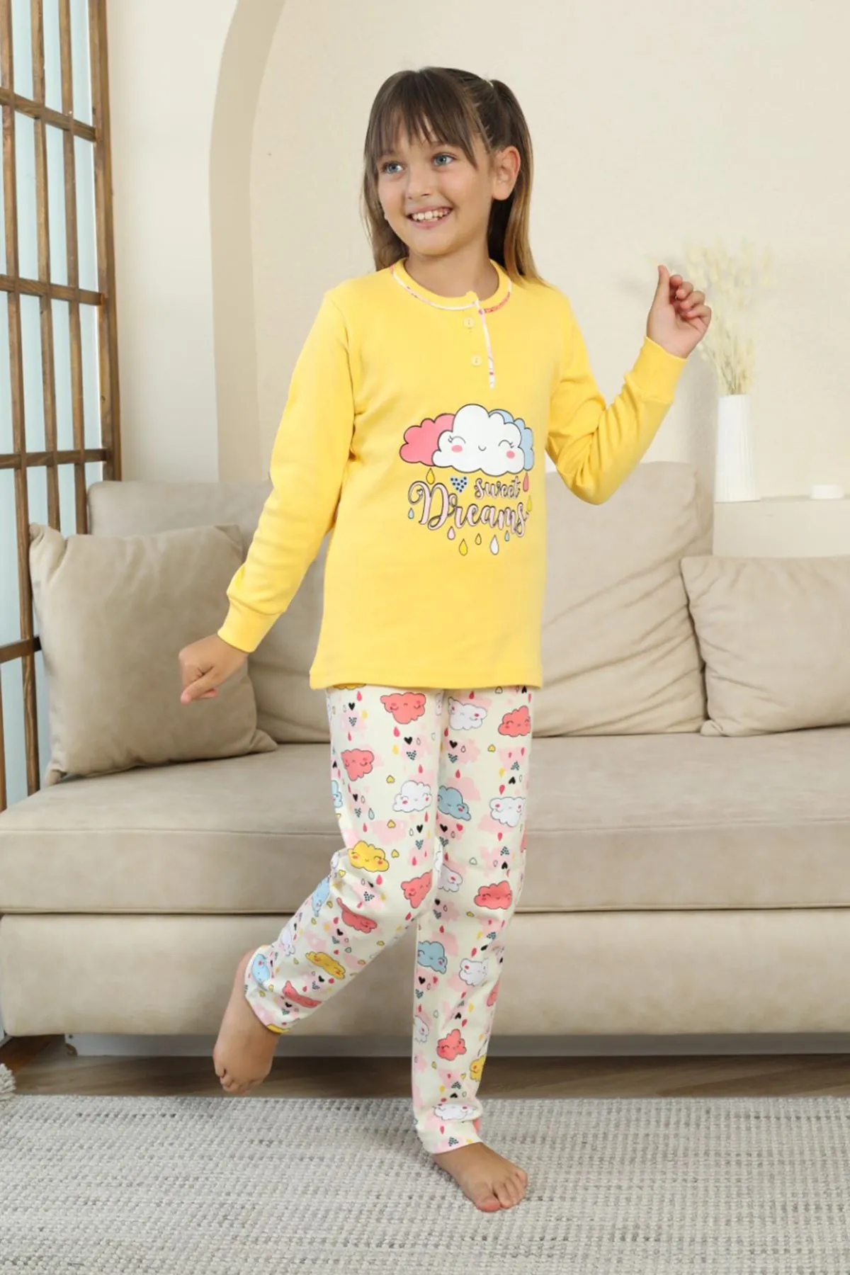Miniğimin Cicileri Bulut Baskılı Düğmeli Kız Çocuk Pijama Takımı - Sarı