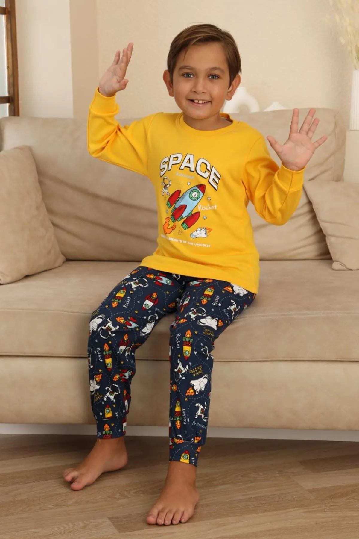 Miniğimin Cicileri Space Baskılı Erkek Çocuk Pijama Takımı - Sarı