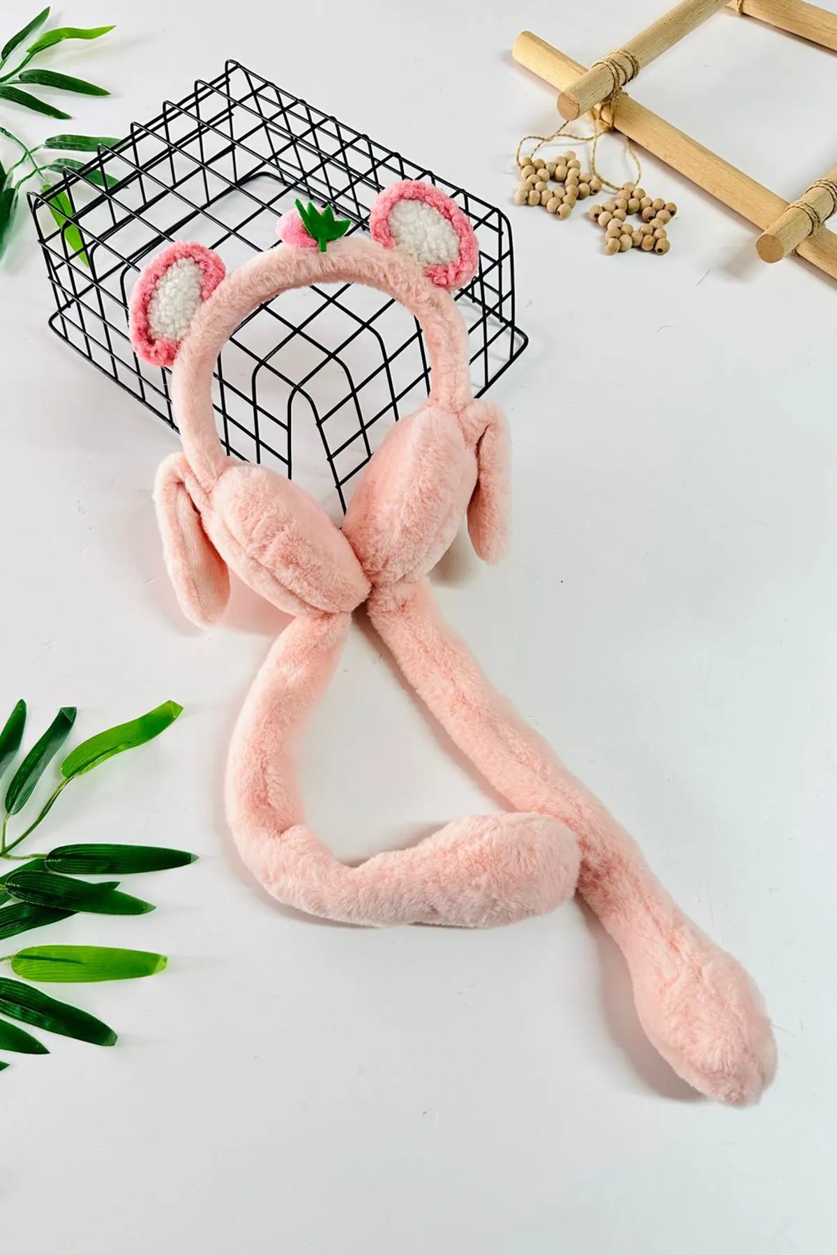 Miniğimin Cicileri Çilek Detaylı Pelüş Kız Çocuk Kulaklık - Pembe