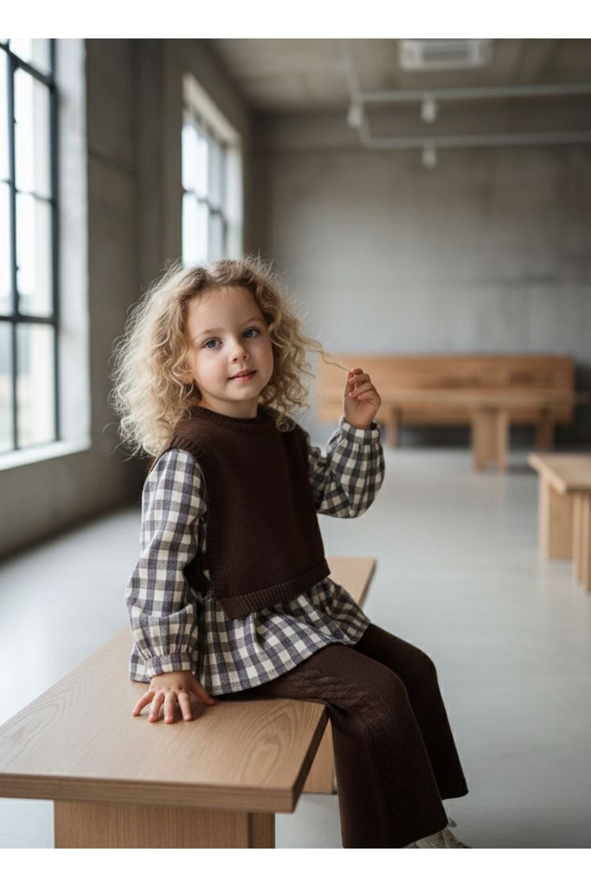 Miniğimin Cicileri Ekose Gömlekli Triko Kız Çocuk Takım - Kahve