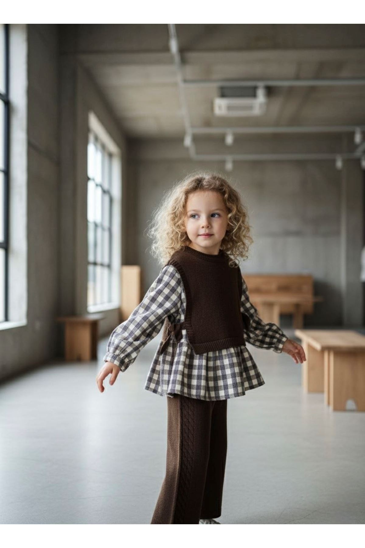 Miniğimin Cicileri Ekose Gömlekli Triko Kız Çocuk Takım - Kahve