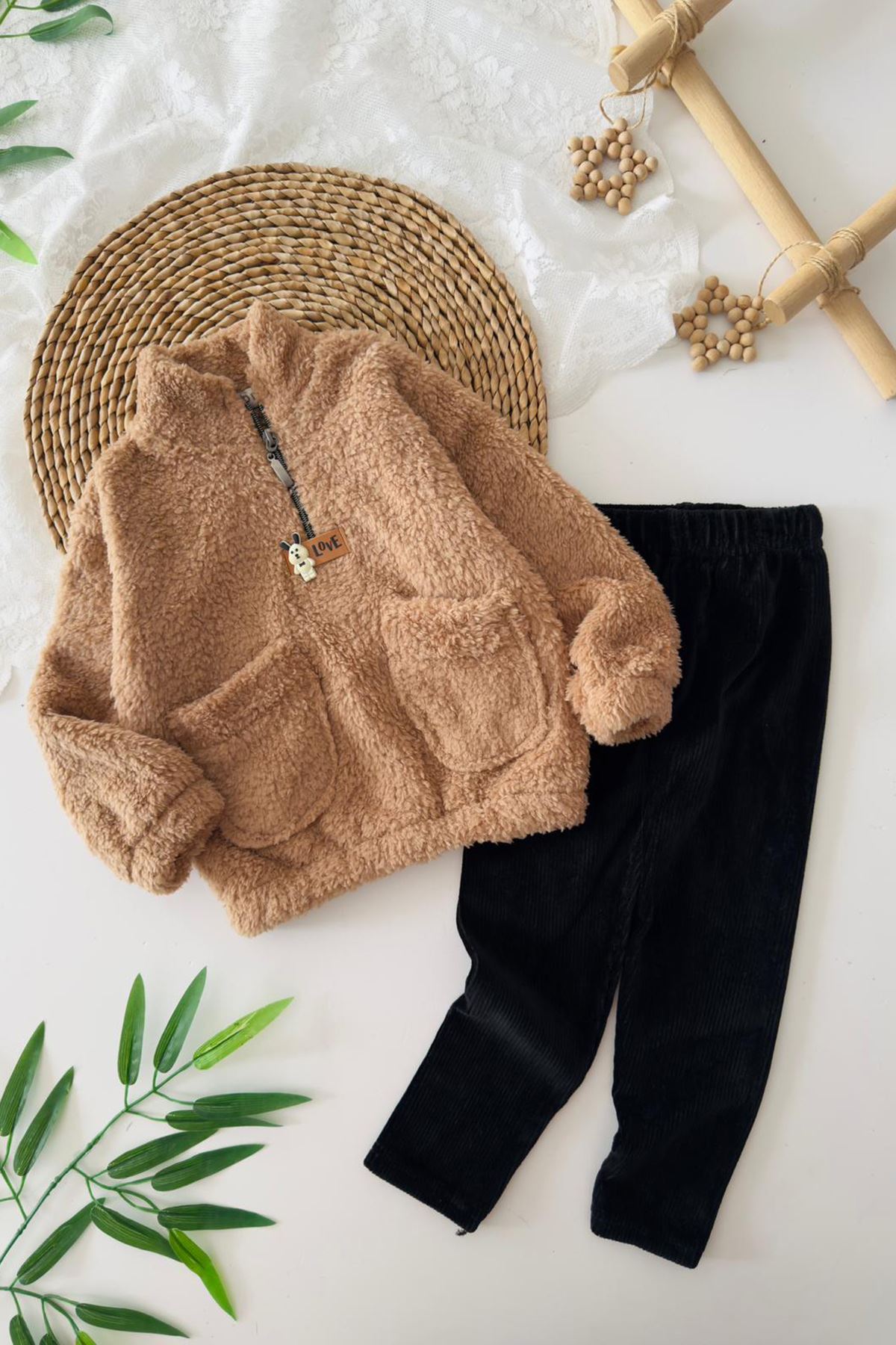 Miniğimin Cicileri (2-9 Yaş) Cepli Peluş Kız Çocuk Takım - Kahve