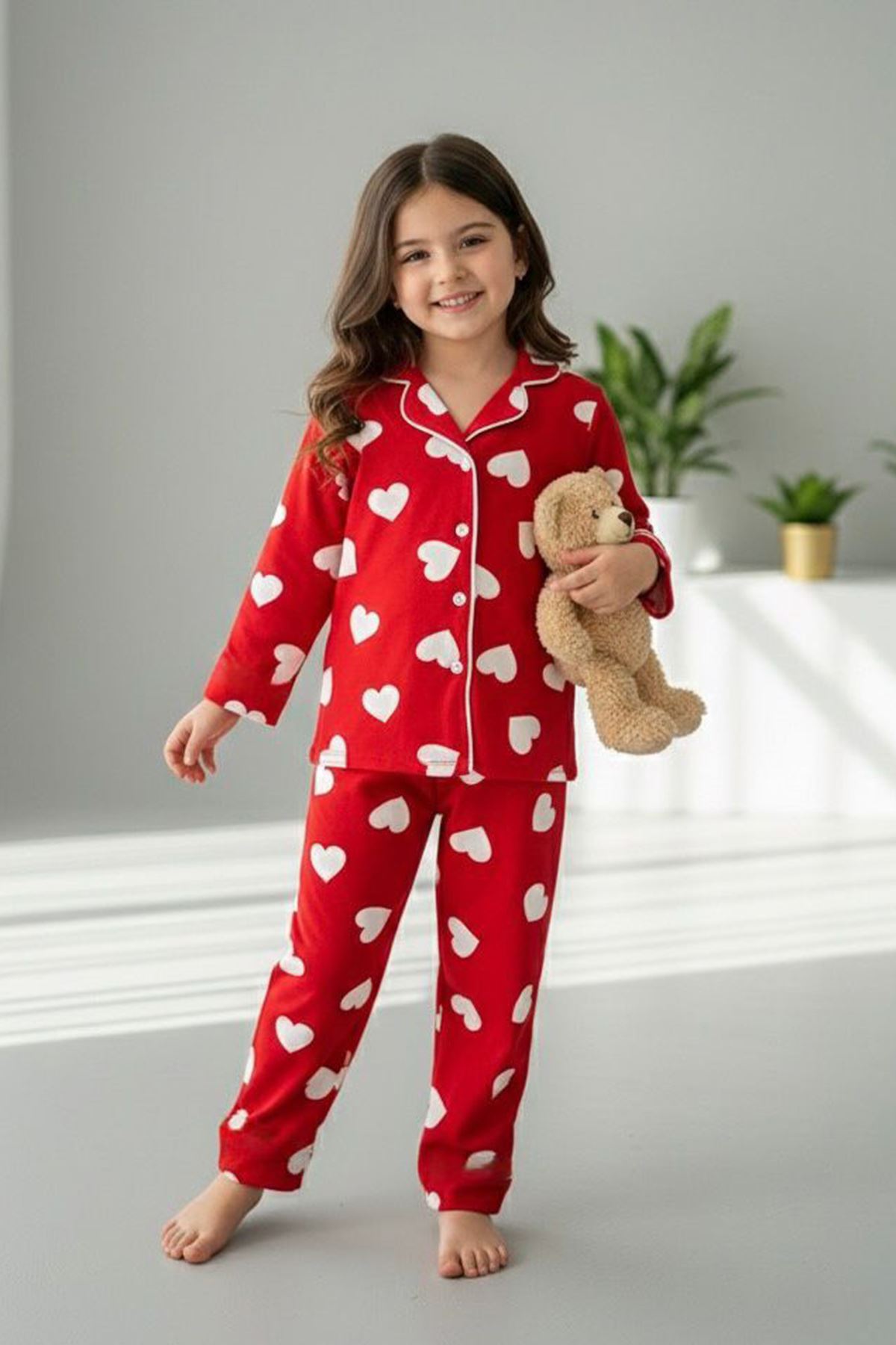 Miniğimin Cicileri Kalp Desenli Süet Kız Çocuk Pijama Takımı- Kırmızı