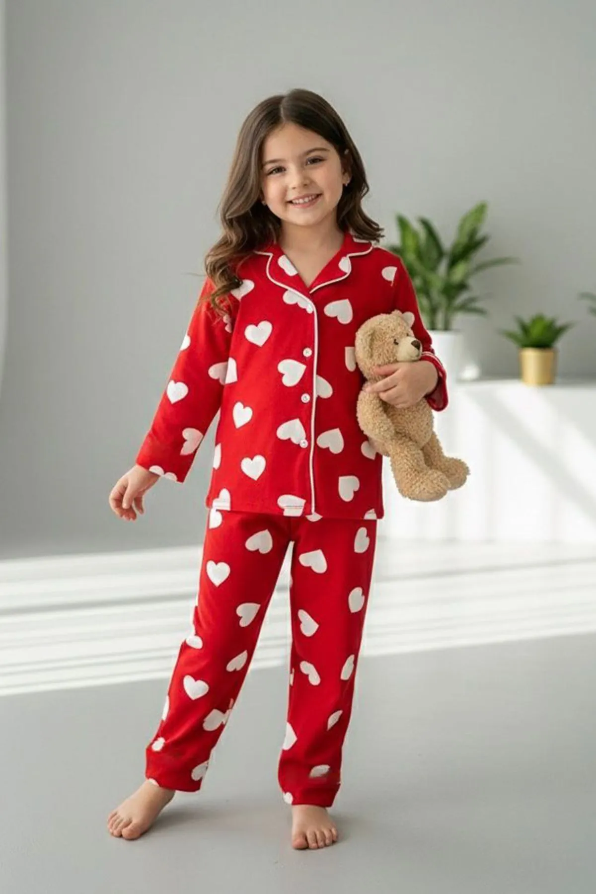 Miniğimin Cicileri Kalp Desenli Süet Kız Çocuk Pijama Takımı- Kırmızı
