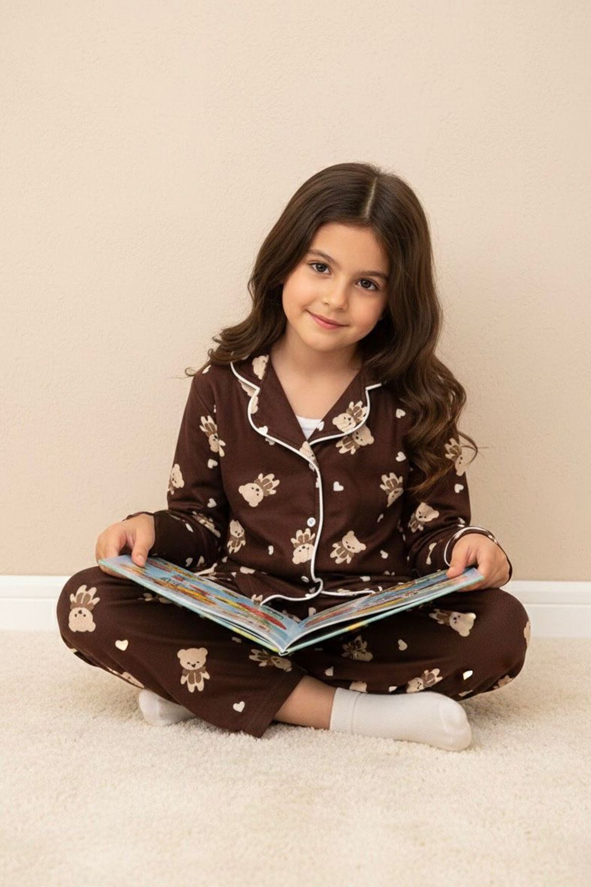 Miniğimin Cicileri Ayıcık  Desenli Süet Kız Çocuk Pijama Takımı - Acı Kahve