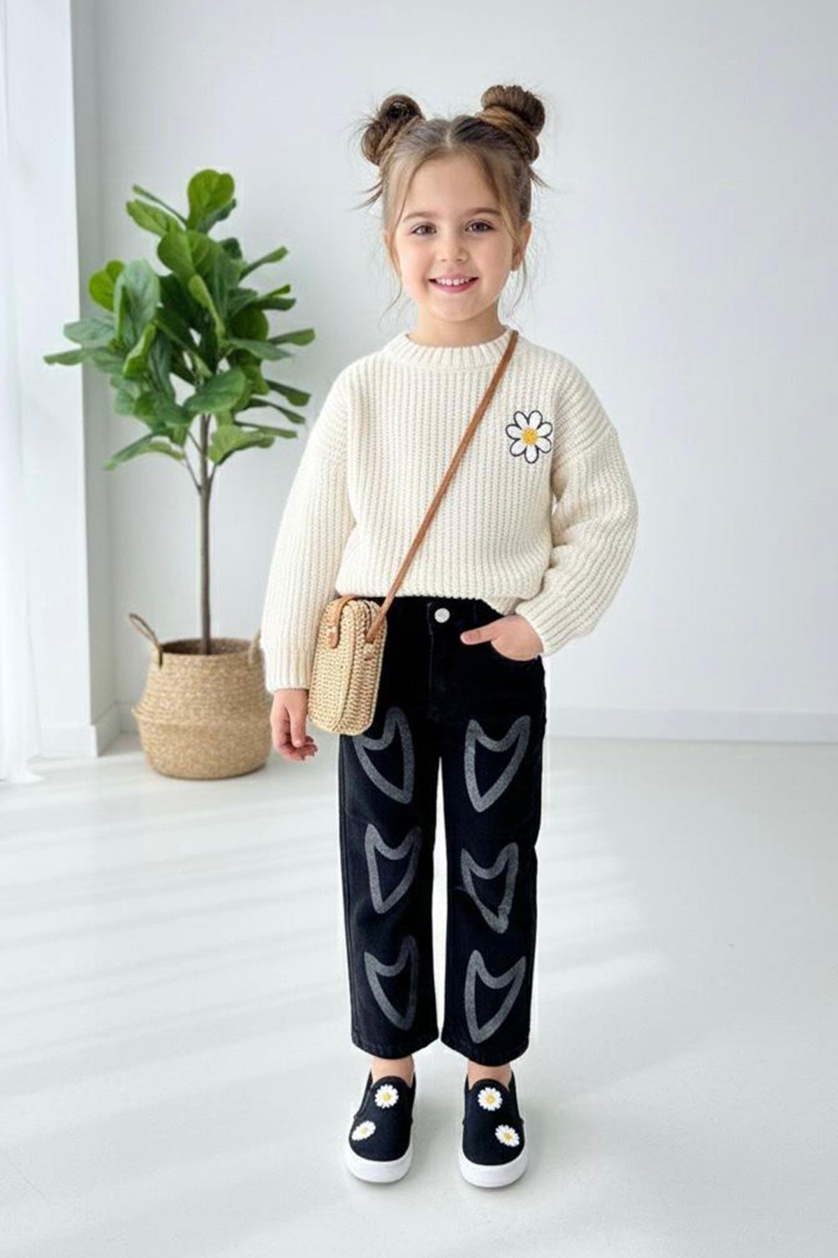 Miniğimin Cicileri Simli Kalp Baskılı Desen Kız Çocuk Kot Pantolon - Siyah