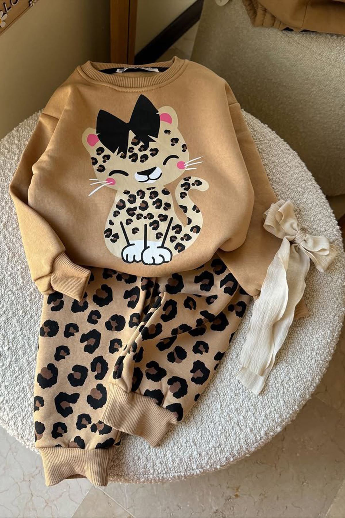 Miniğimin Cicileri Kesicil Baskılı Leopar Detaylı Kız Çocuk Kışlık Takım - Bej