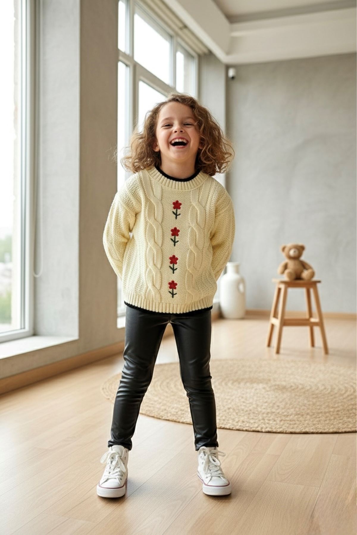 Miniğimin Cicileri Çiçek İşleme Triko Deri Taytlı Kız Çocuk Takım - KremSiyah