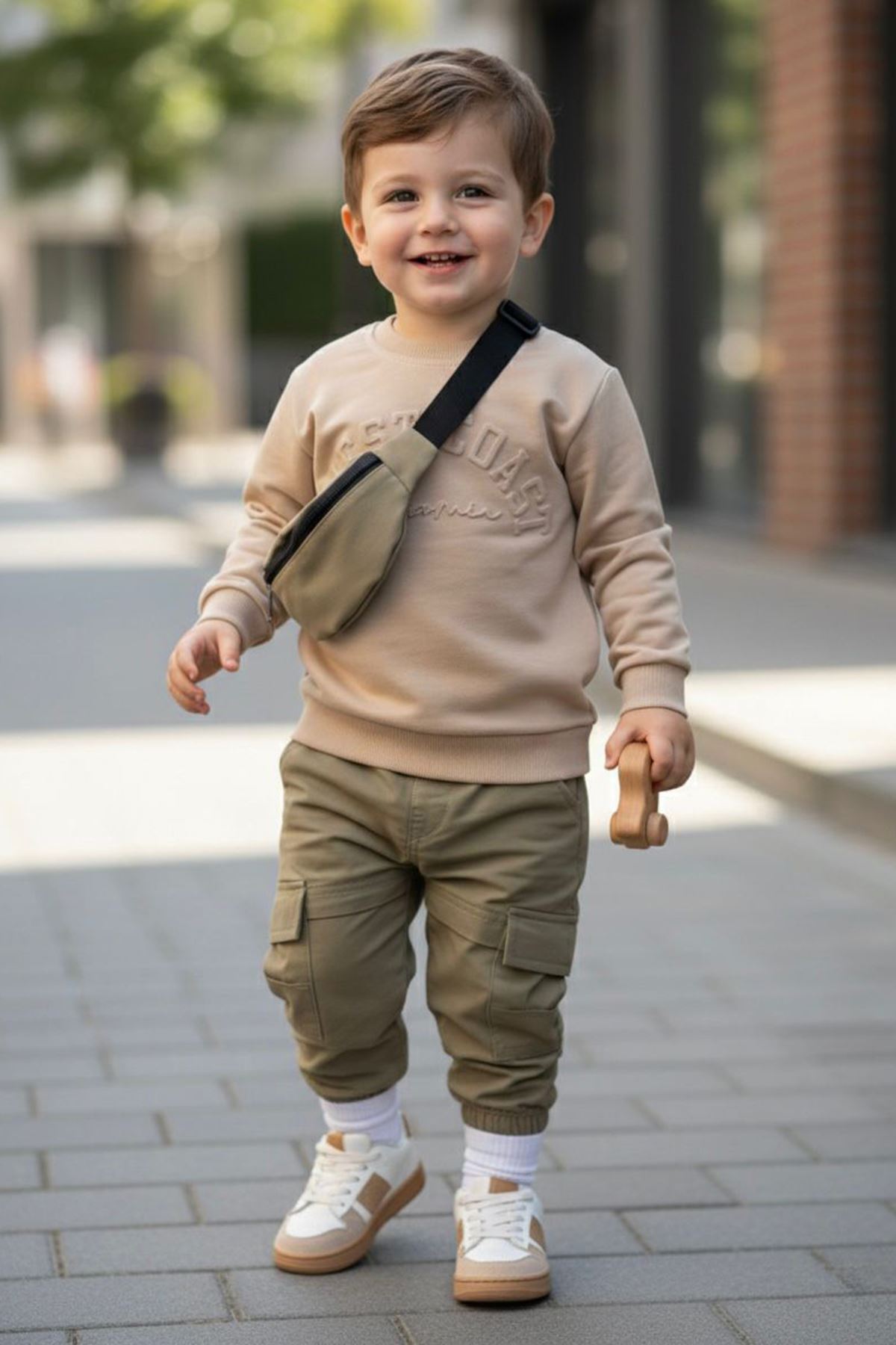 Miniğimin Cicileri Kravatlı Baklava Desenli Süveterli Gömlekli Pileli Etek Kız Çocuk Takım - Yeşil