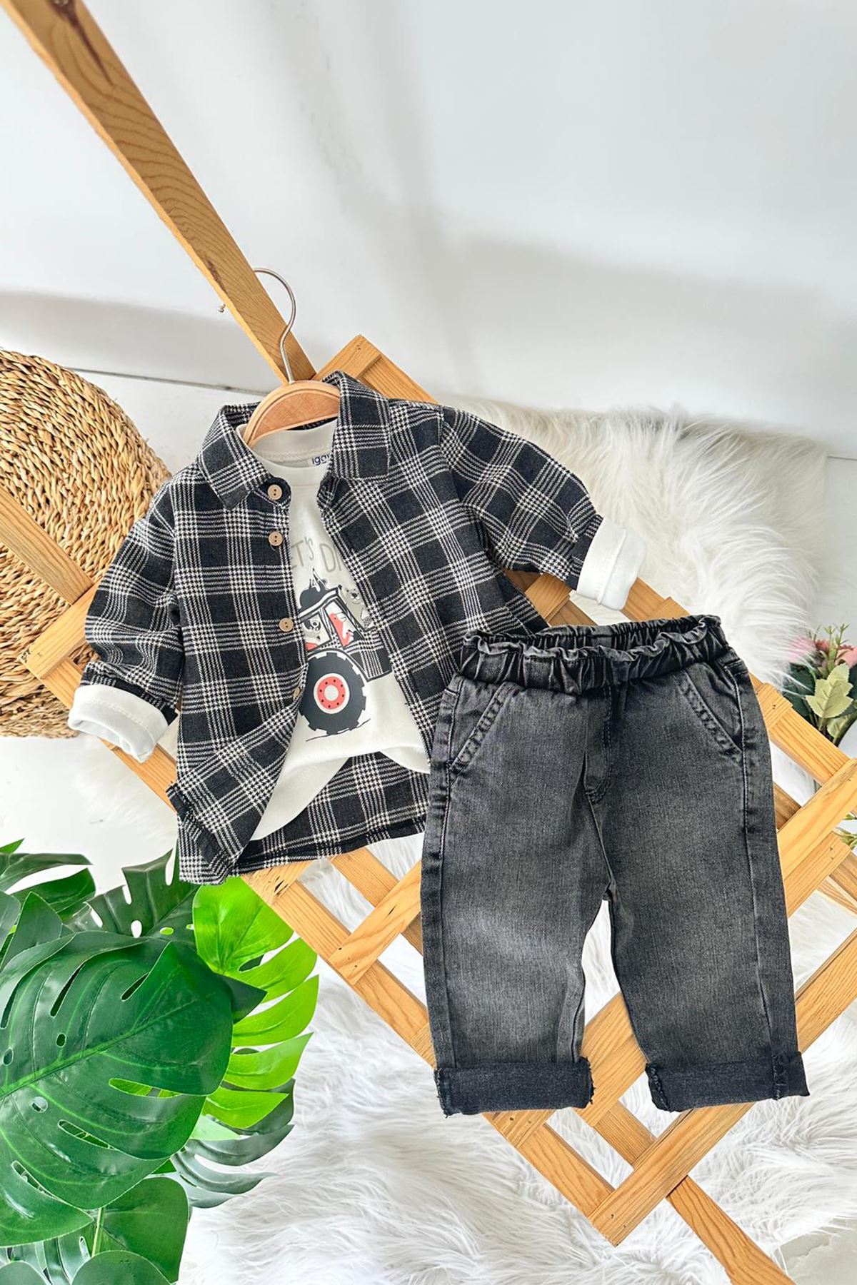 Miniğimin Cicileri Traktör Baskılı Oduncu Gömlekli Spor 3 lü Takım - Füme