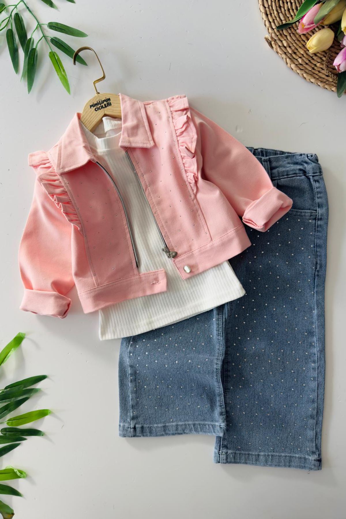 Miniğimin Cicileri Şık Ceketli Taşlı Kot Pantolonlu Kız Çocuk Takım - Pembe