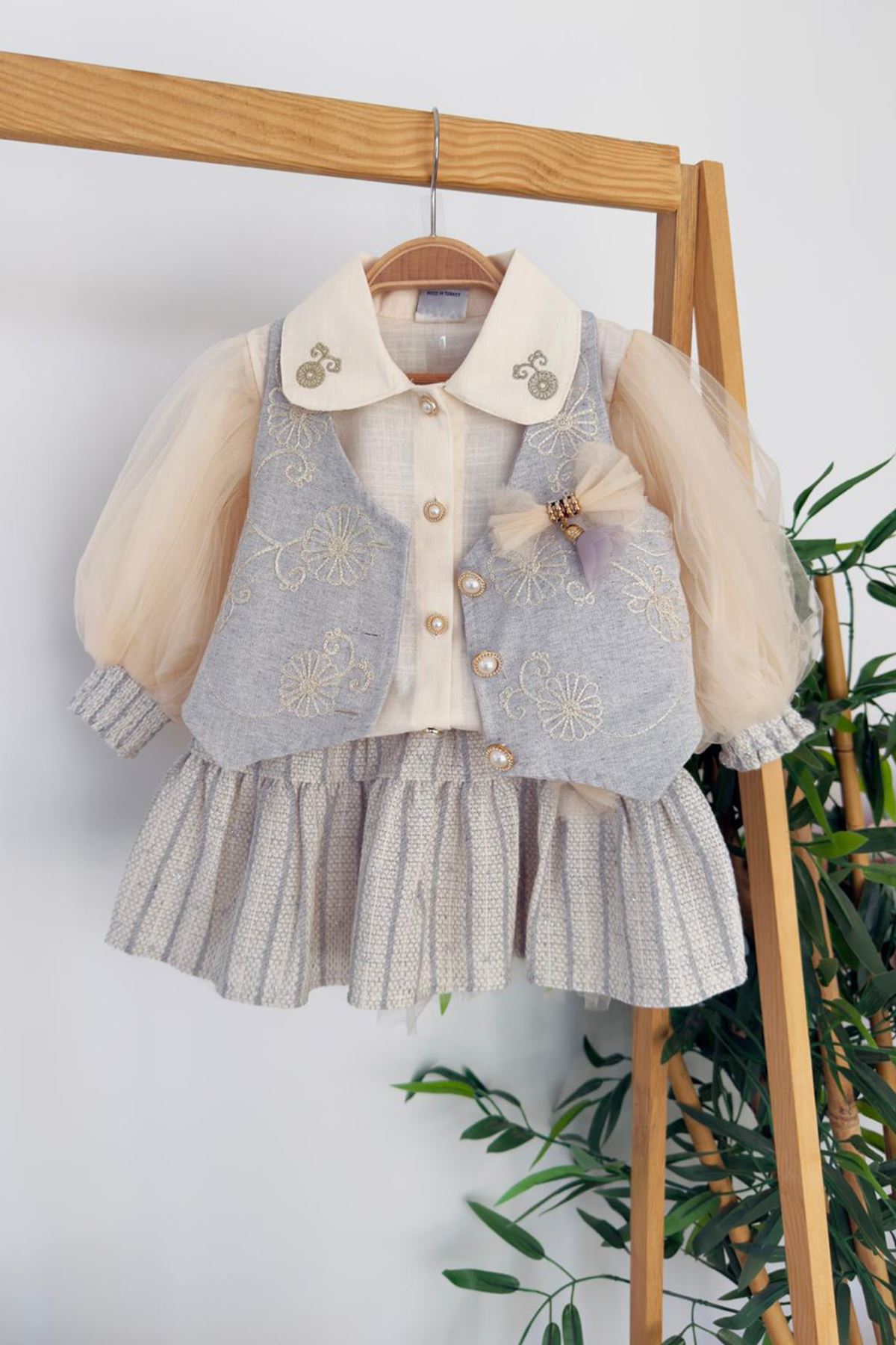 Miniğimin Cicileri Vintage Nakış Detaylı Yelekli Kız Çocuk Elbise Takımı - Gri
