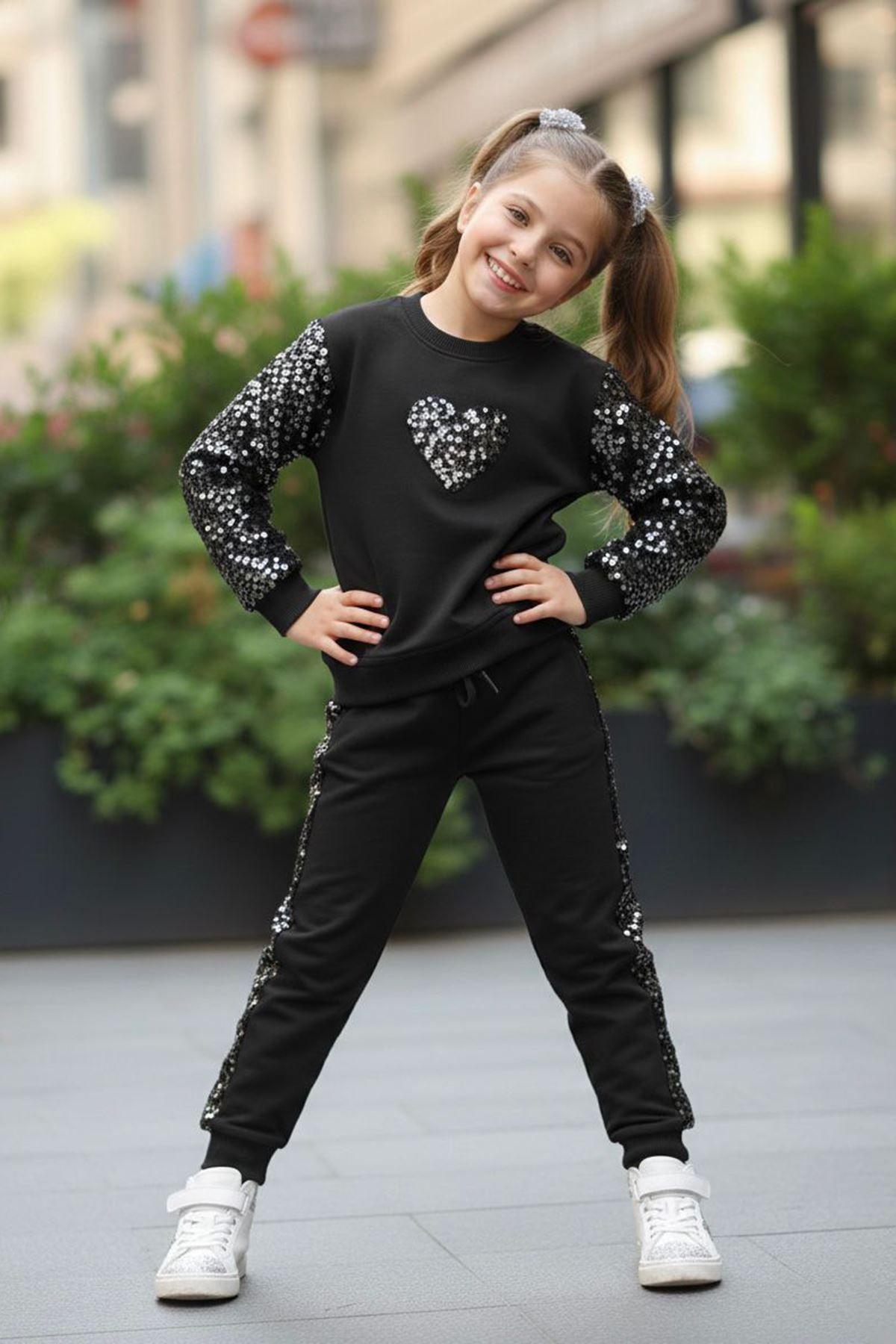 Miniğimin Cicileri Payet Kalp Detaylı Kız Çocuk 2 li Takım - Siyah