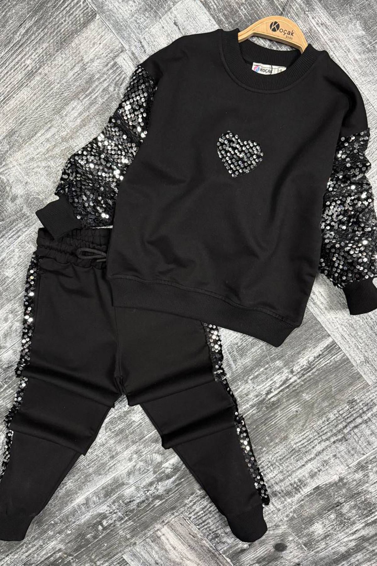 Miniğimin Cicileri Payet Kalp Detaylı Kız Çocuk 2 li Takım - Siyah