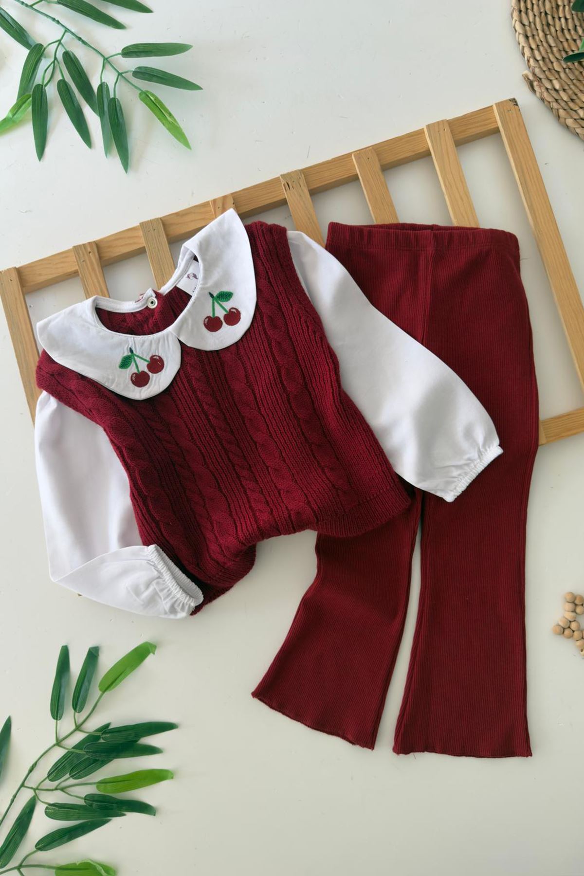 Miniğimin Cicileri Kiraz işleme Örgü Desenli Triko 2 li Takım - Kırmızı