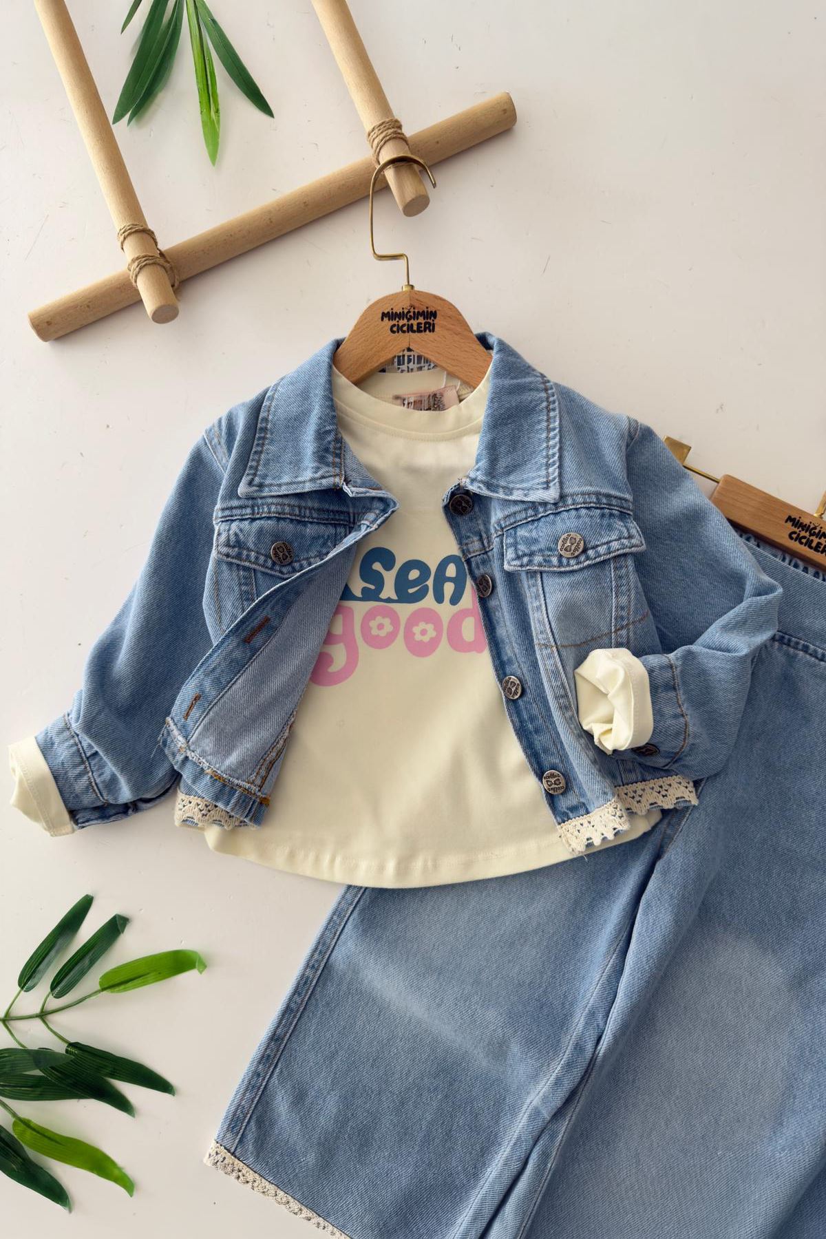 Miniğimin Cicileri Güpür Detaylı 3 lü Kot Ceketli Kız Çocuk Takım - Açık Mavi