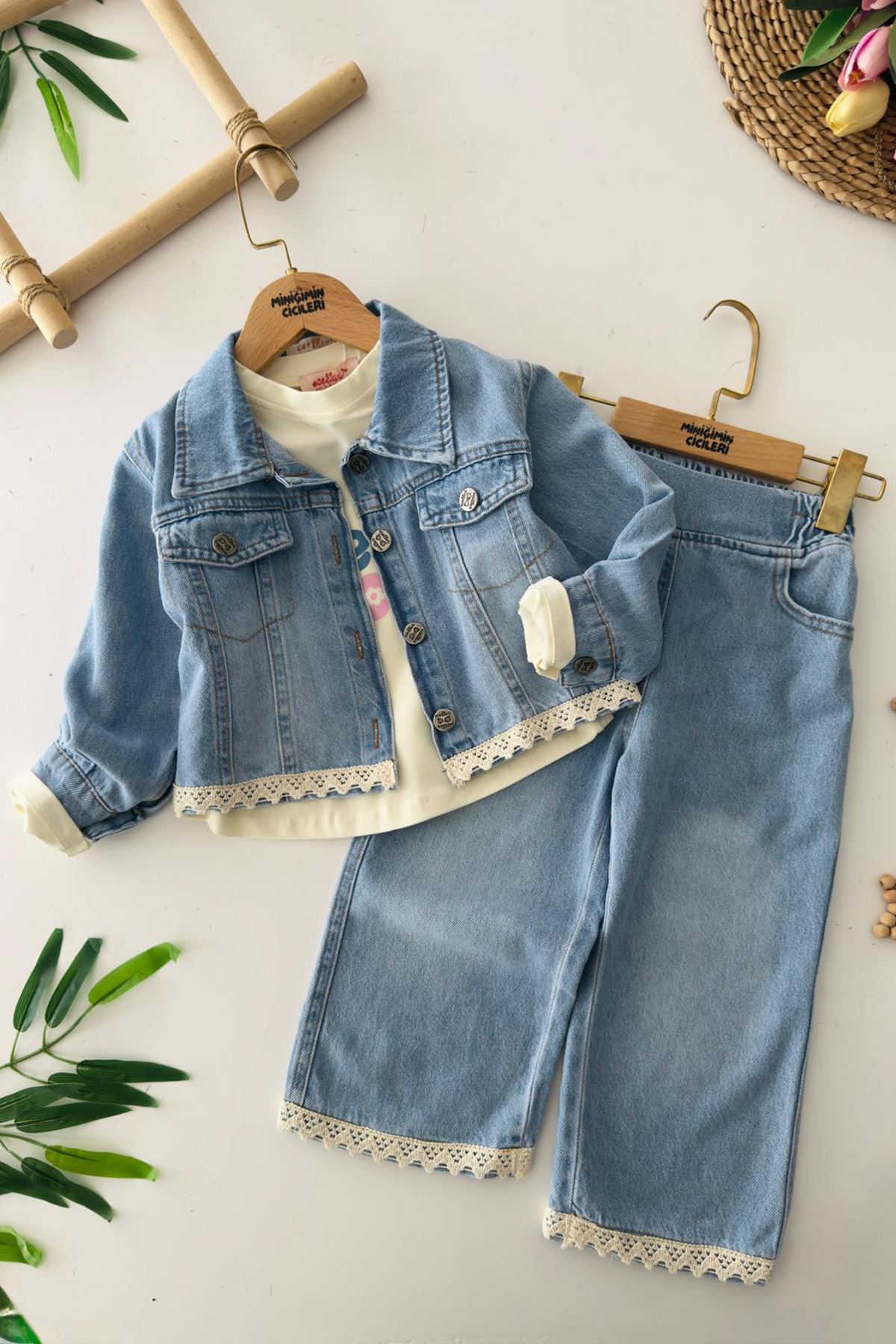 Miniğimin Cicileri Güpür Detaylı 3 lü Kot Ceketli Kız Çocuk Takım - Açık Mavi