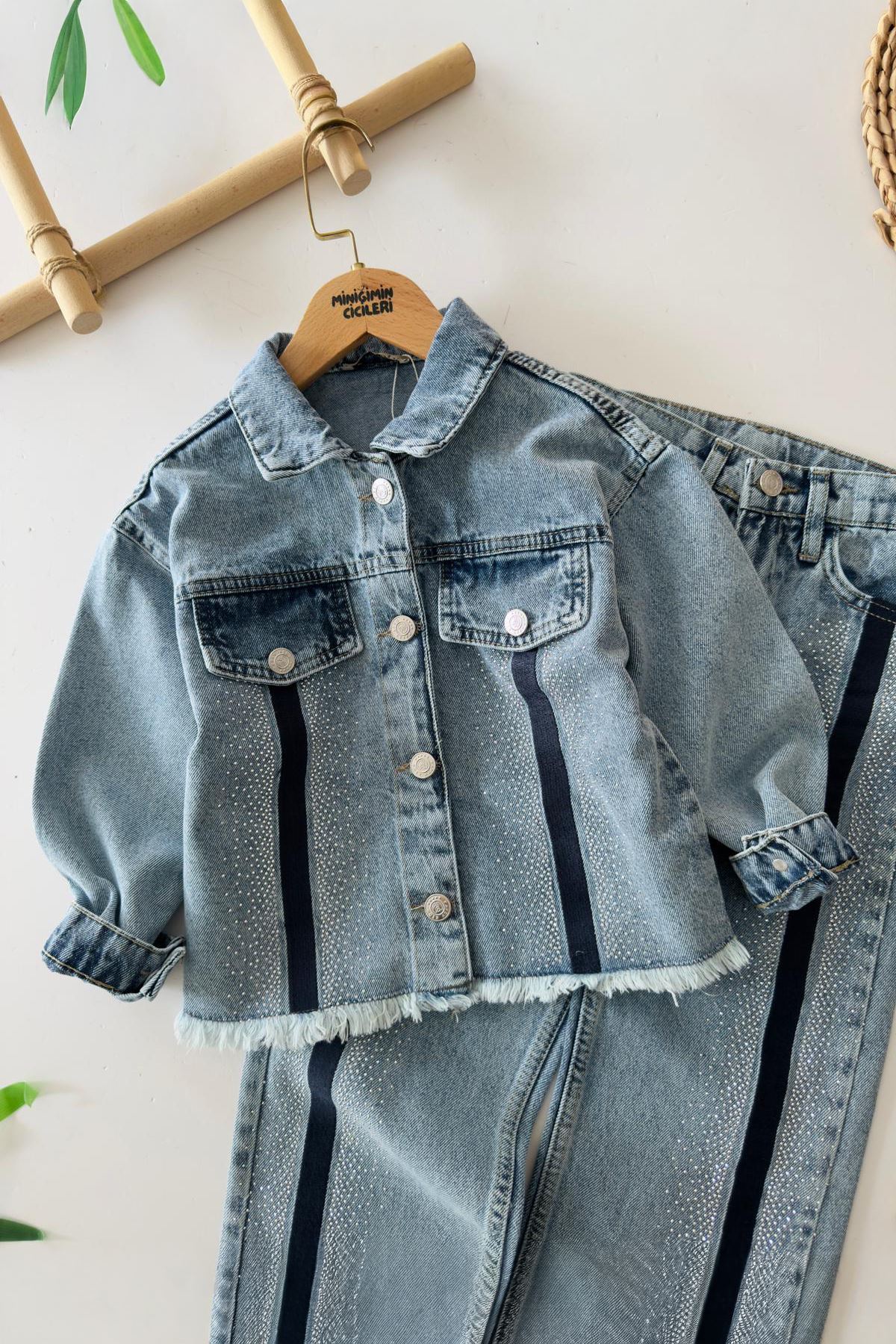 Miniğimin Cicileri Şeritli Taş Detaylı Spor Kız Çocuk 2 li Kot Takım - Açık Mavi