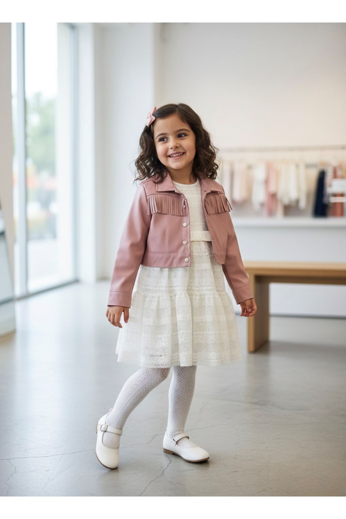 Miniğimin Cicileri Dantel Detaylı Beyaz Elbise ve Püsküllü Deri Ceket Kız Çocuk Takımı - Pembe