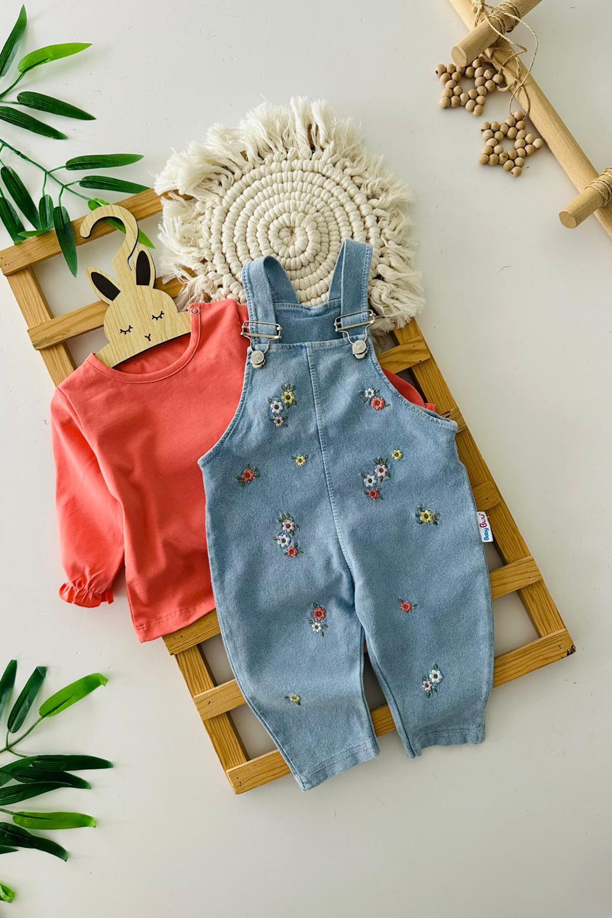 Miniğimin Cicileri Minik Çiçek İşleme Detaylı Kız Bebek Salopetli 2 li Takım - Nar Çiçeği