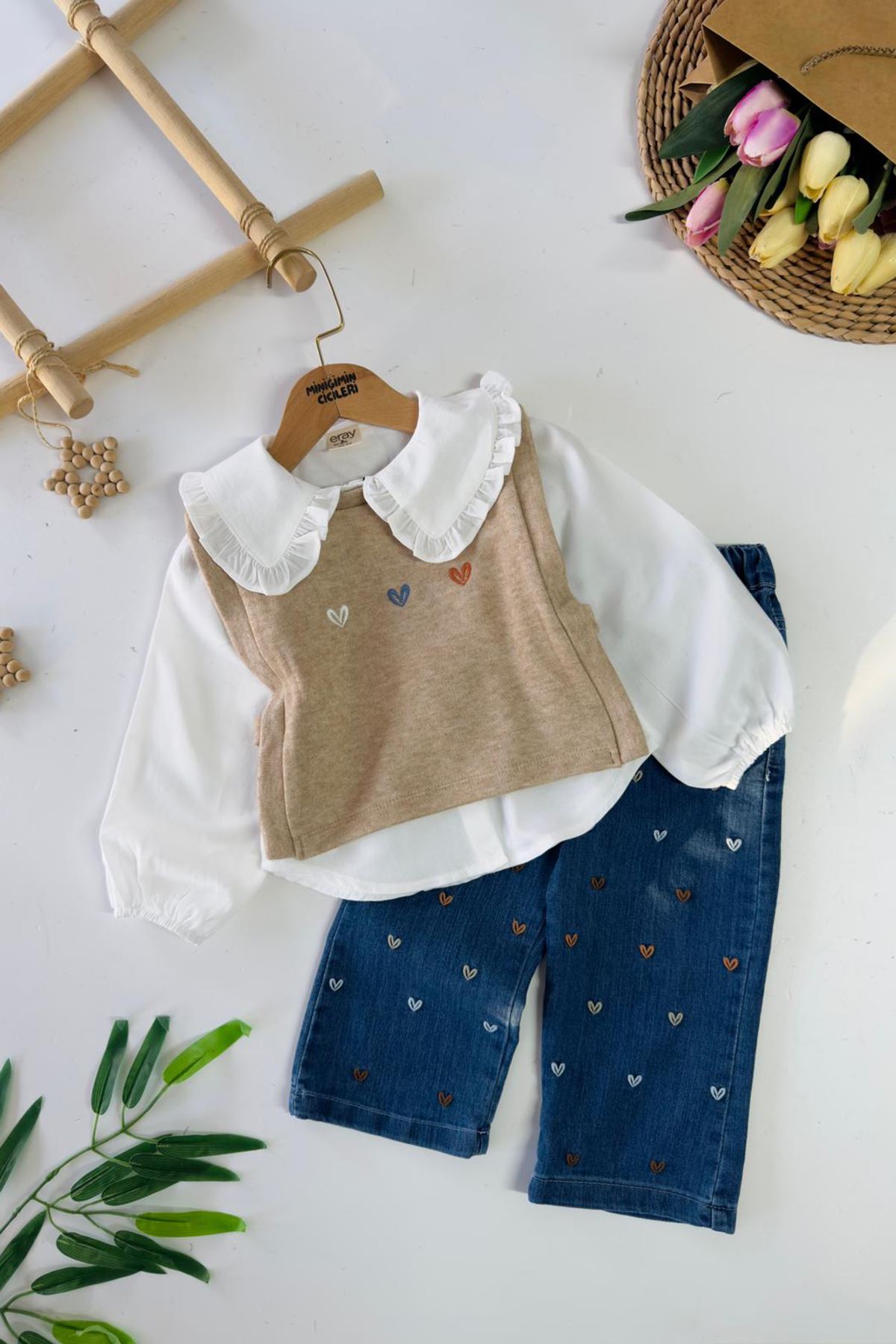 Miniğimin Cicileri Kalp İşleme Detaylı Süeterli Kız Çocuk 3 lü Takım - Açık Taba