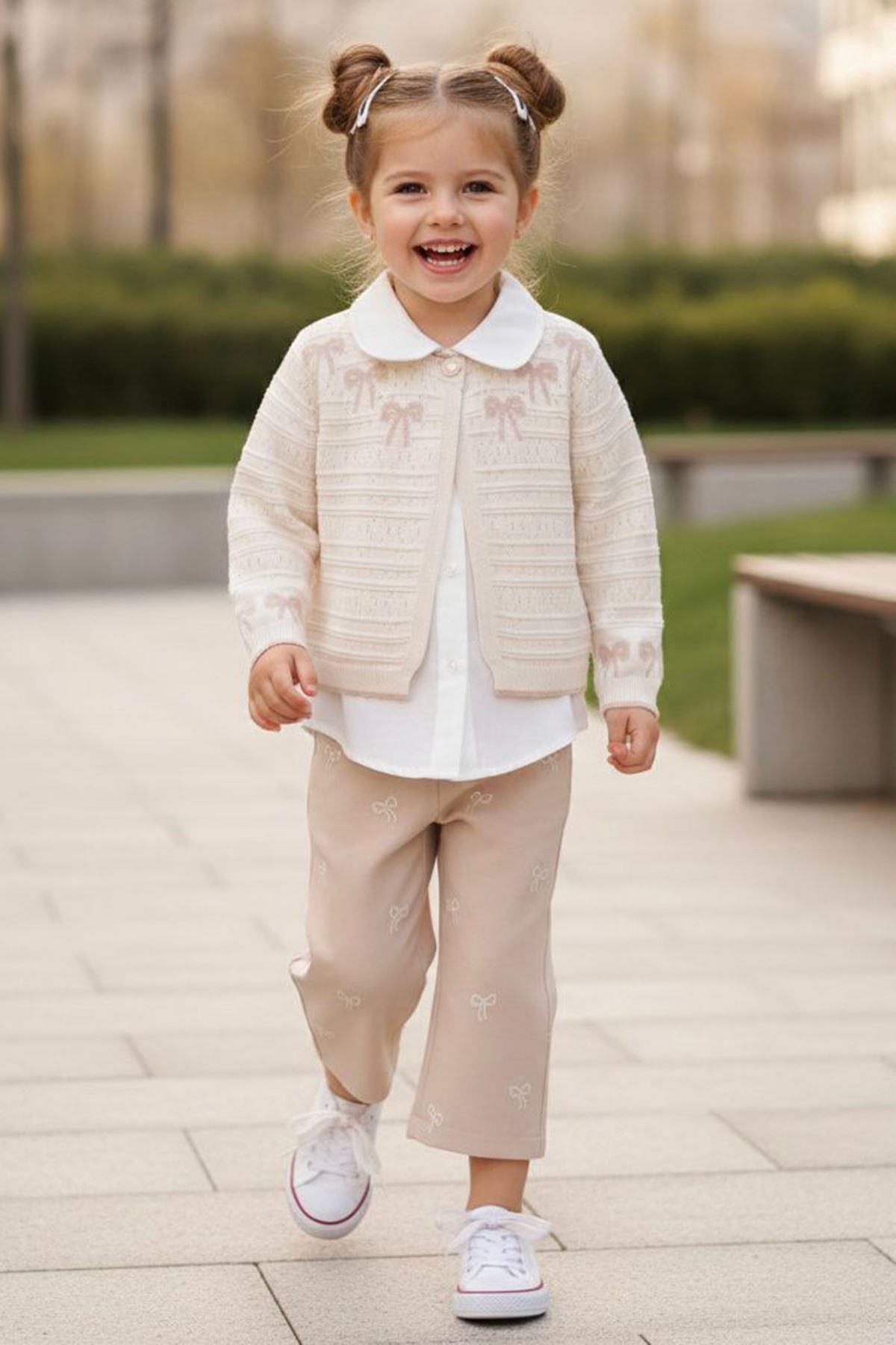 Miniğimin Cicileri Fiyonk Detaylı Triko Hırkalı Kız Çocuk 3 lü Takım - Krem