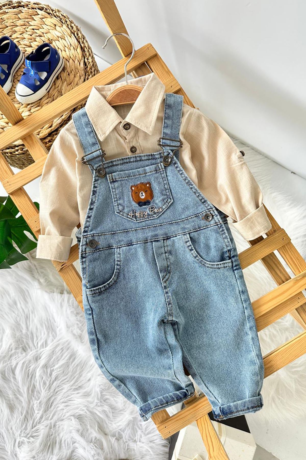 Miniğimin Cicileri Happy Bear İşleme Detaylı Erkek Bebek Salopetli Kot Takım - KahveMavi