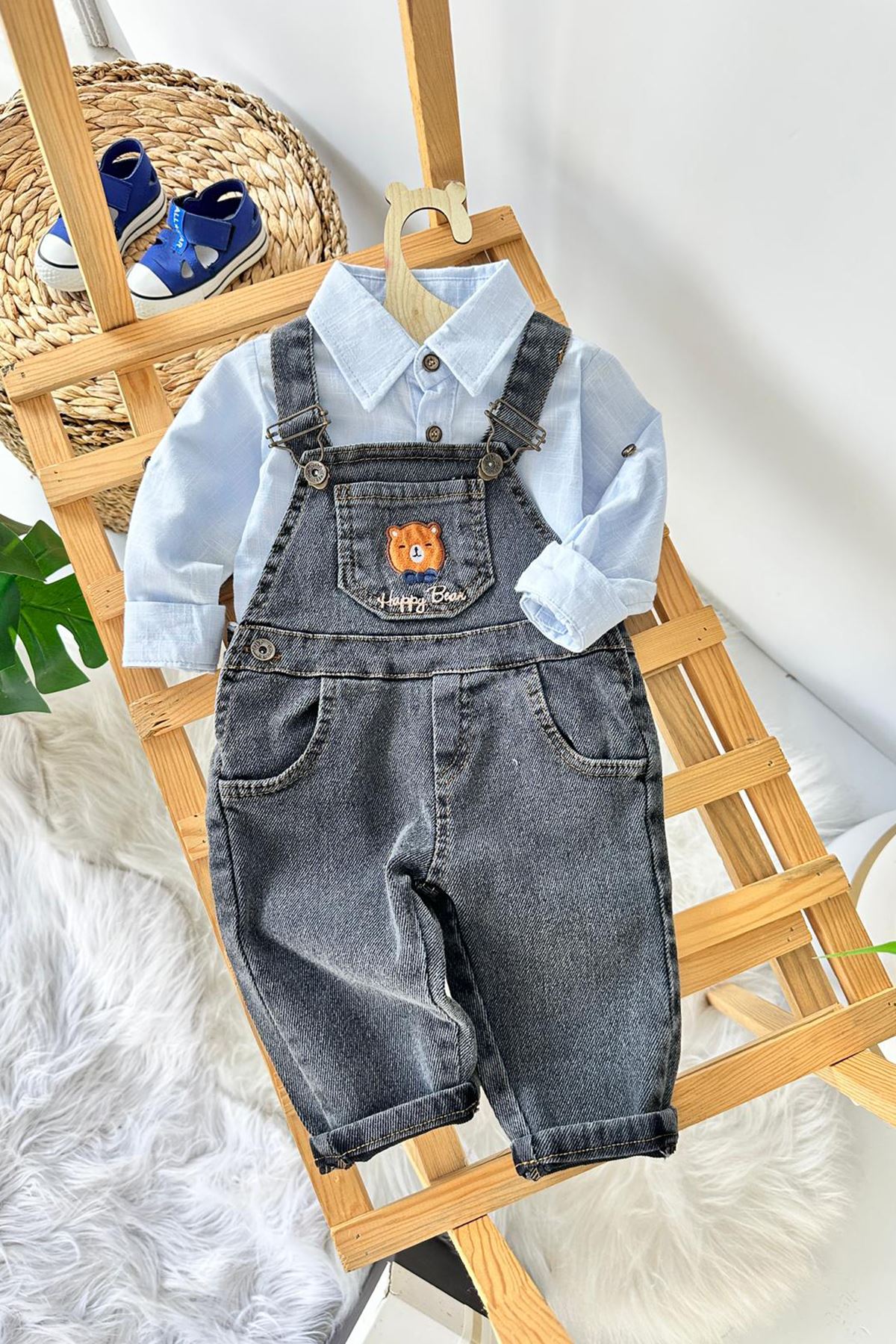 Miniğimin Cicileri Happy Bear İşleme Detaylı Erkek Bebek Salopetli Kot Takım - MaviFüme