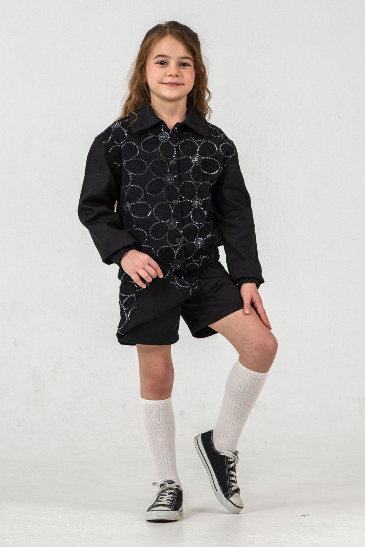 Miniğimin Cicileri Papatya Pul Payet Detaylı Şort Etekli Kız Çocuk Takım - Siyah
