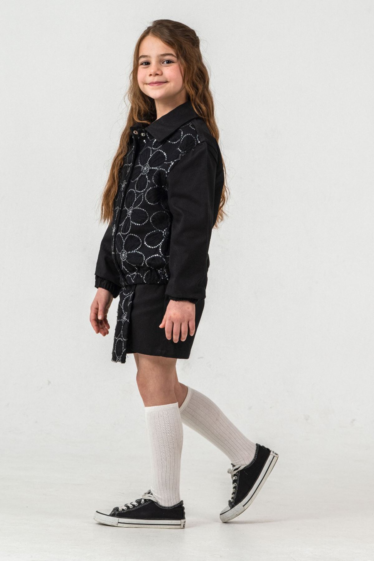 Miniğimin Cicileri Papatya Pul Payet Detaylı Şort Etekli Kız Çocuk Takım - Siyah