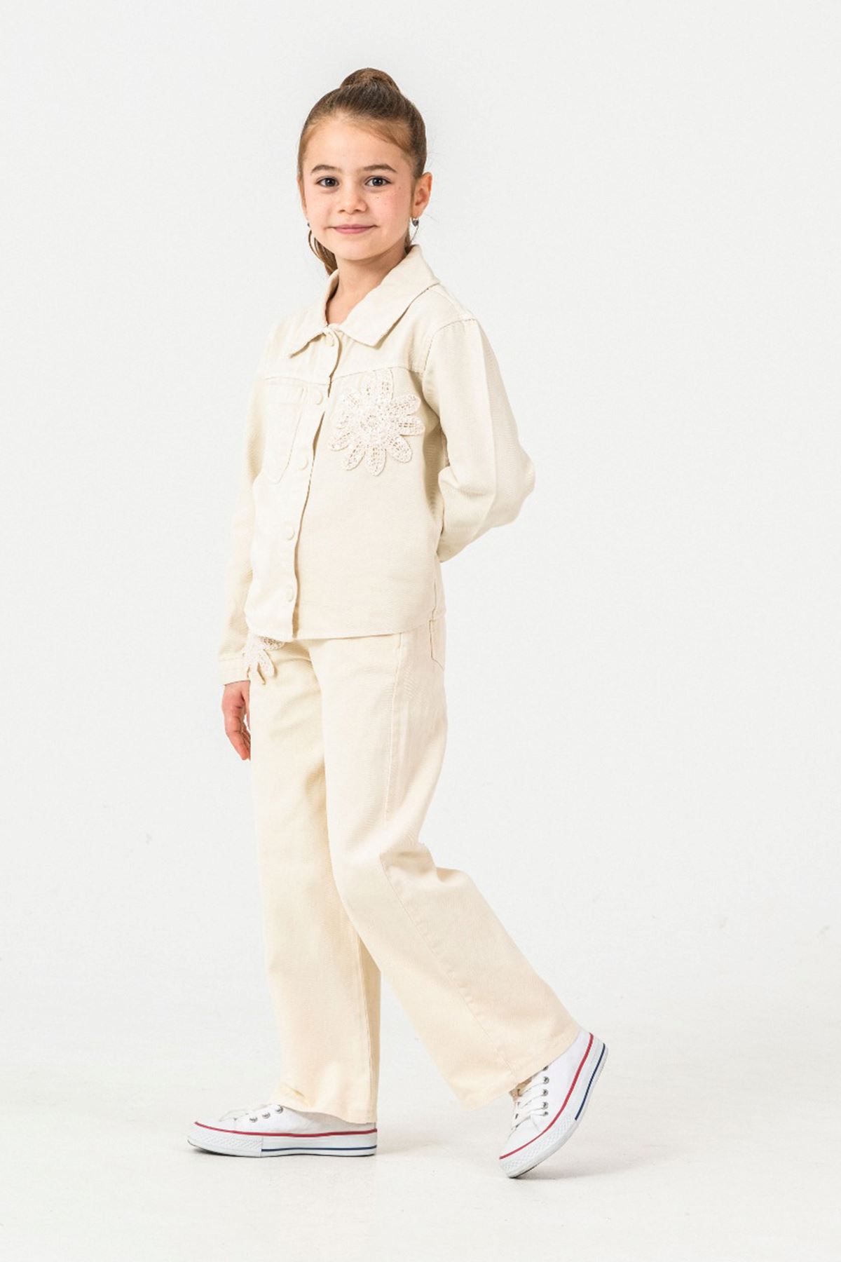 Miniğimin Cicileri Çiçek Aplikeli Kız Organik Kız Çocuk 3 lü Ceketli Takım - Krem