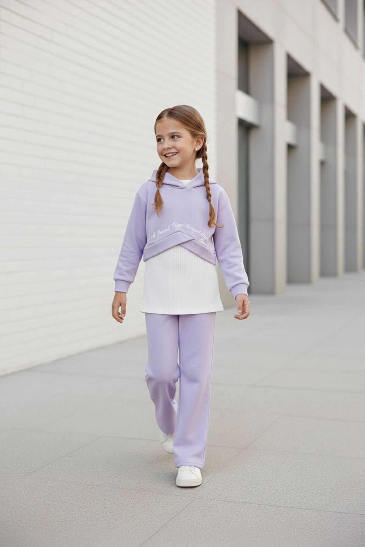 Miniğimin Cicileri Yazı Baskılı Crop Sweatshirt ve Bol Paça Kız Çocuk Eşofman Takımı - Lila