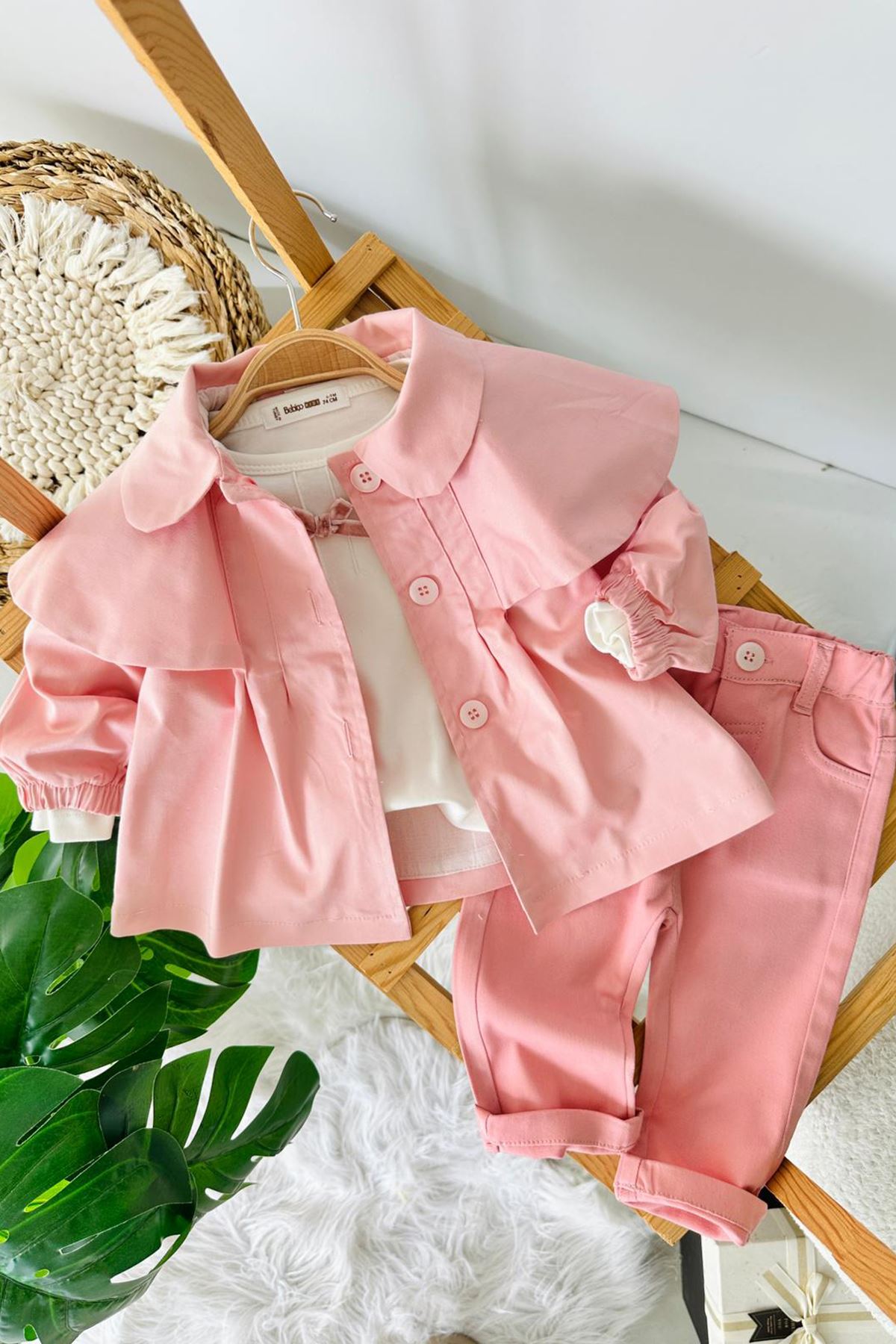 Miniğimin Cicileri  Trenç Ceketli Gömlek ve Pantolon 3’lü Kız Bebek Takım - Pembe