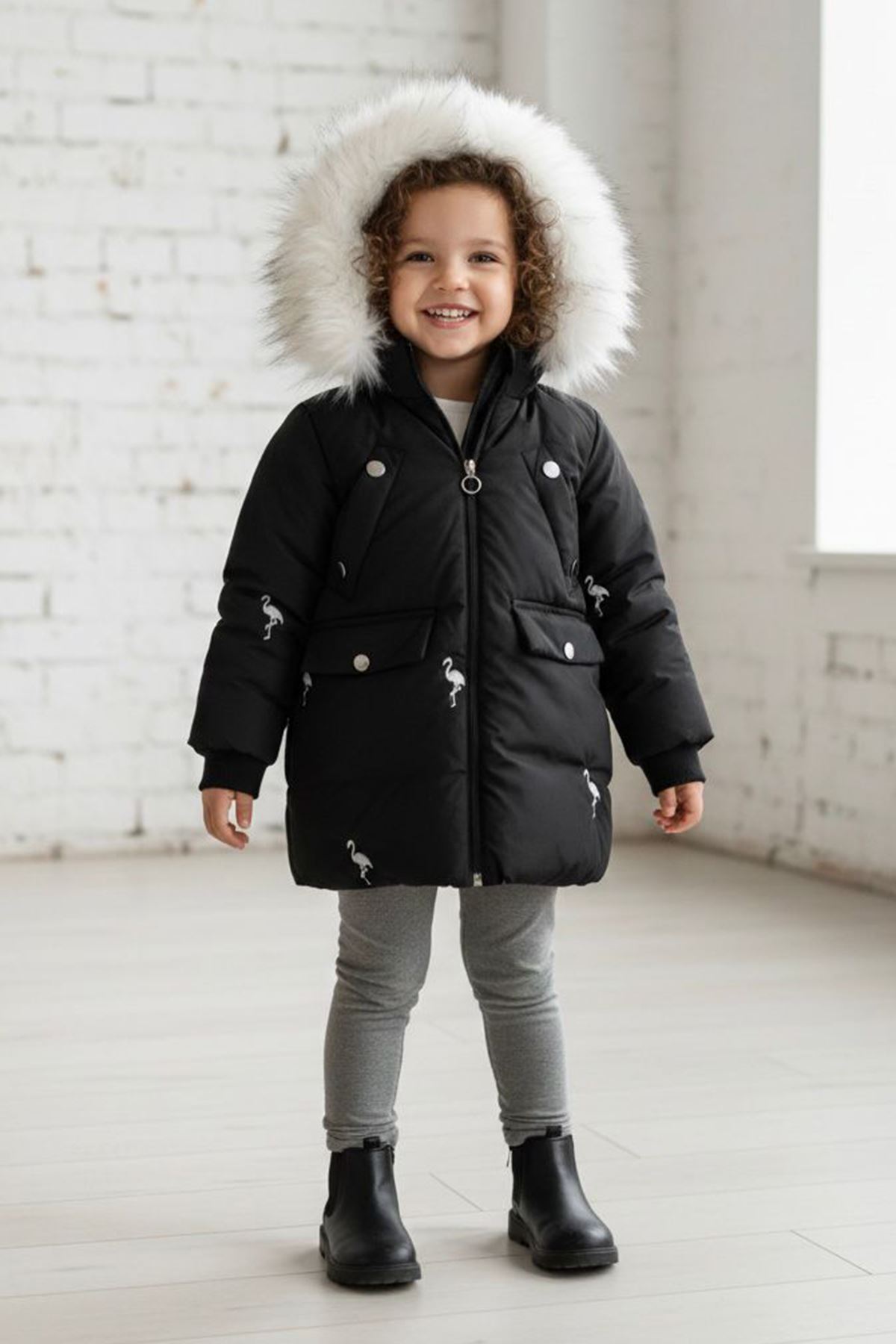 Miniğimin Cicileri Flamingo İşleme Detaylı Kürklü Kız Çocuk Şişme Mont - Siyah