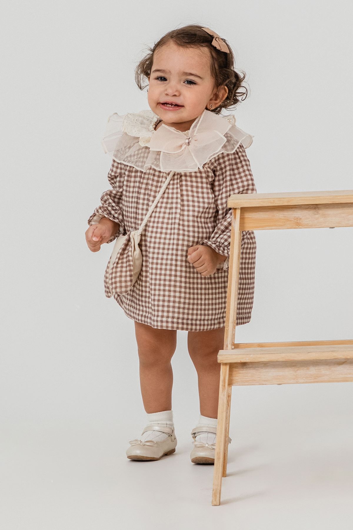 Minigimin Cicileri Prenses Yaka Tül Güpürlü Pötükare Elbise Çantalı 2'Li Kız Bebek Takım - Kahverengi