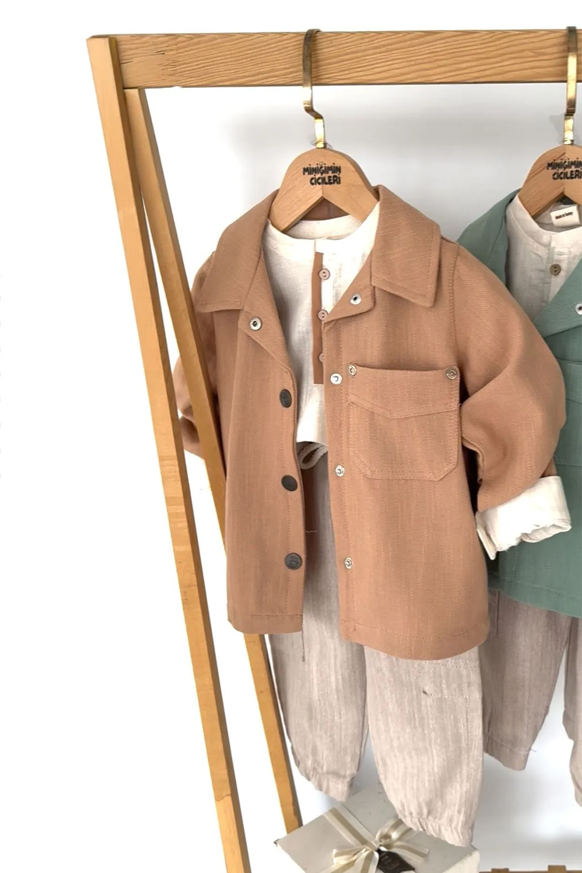 Miniğimin Cicileri Keten Ceketli Spor Cepli Erkek Çocuk 3 lü Takım - Camel