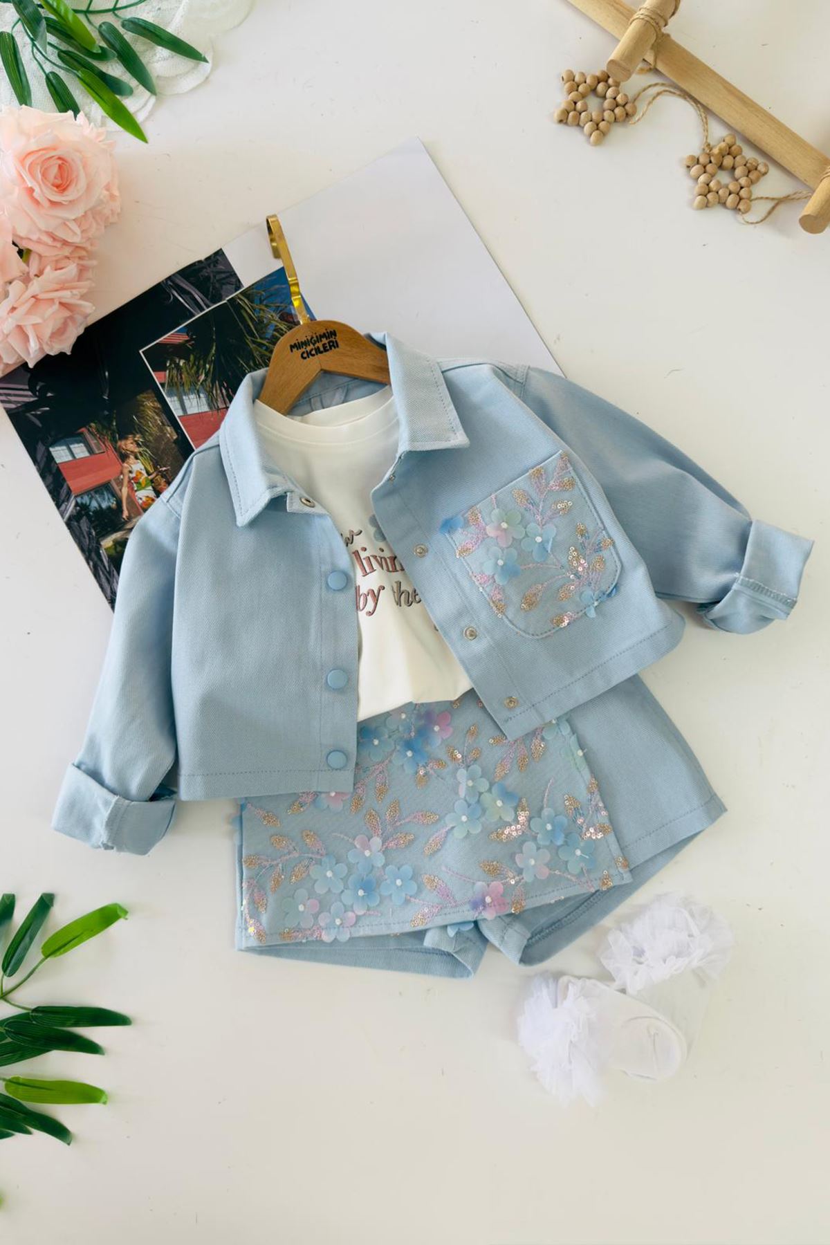 Miniğimin Cicileri Payetli Çiçek İşleme Cep Detaylı Şort  Etekli Kız Çocuk 3 lü Takım - Mavi