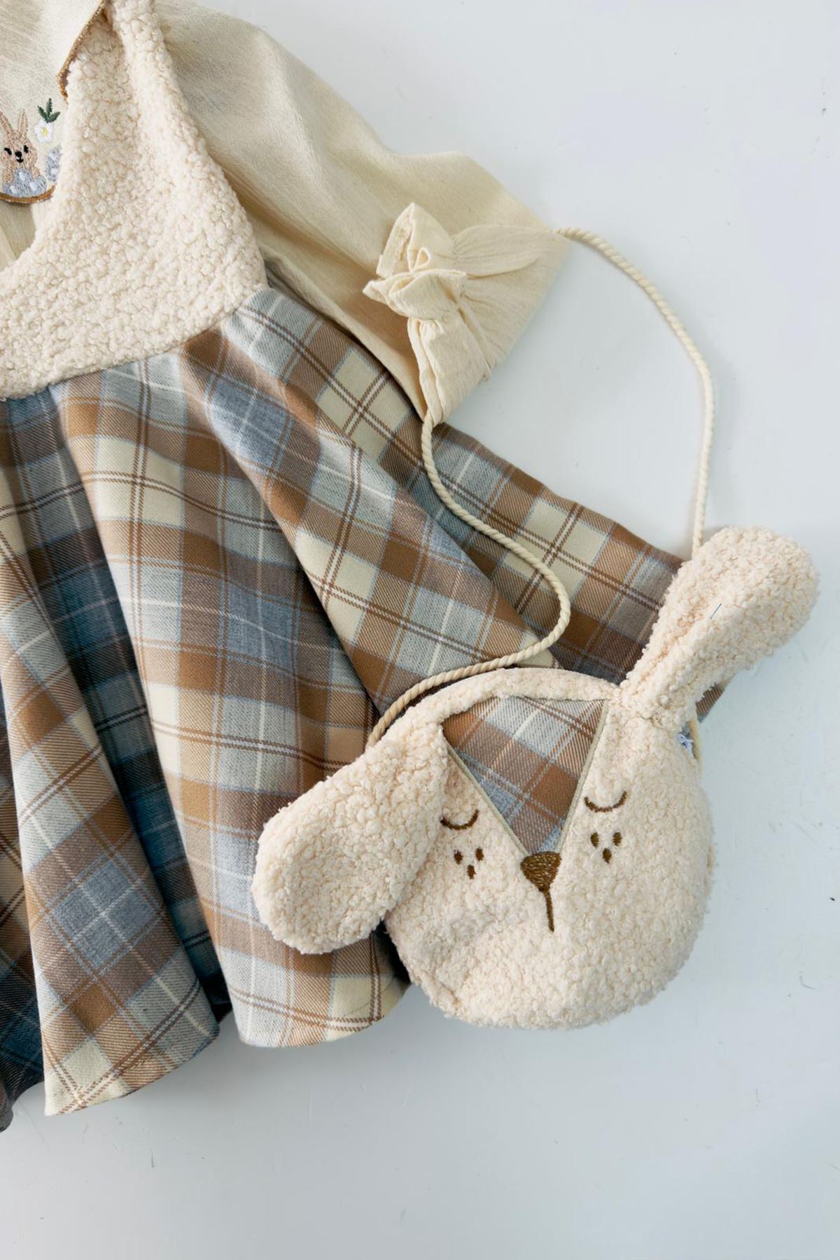 Miniğimin Cicileri Ekose Detaylı Elbise Yaka İşleme Detaylı Gömlekli Kız Çocuk 3 lü Takım - Bej