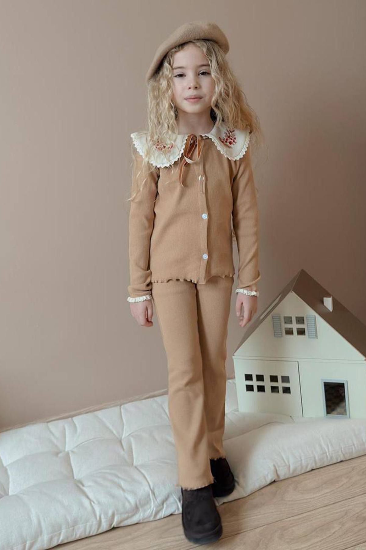 Miniğimin Cicileri Yaka İşleme Detaylı Esnek 2 li Kız Çocuk Takım - Açık Kahve