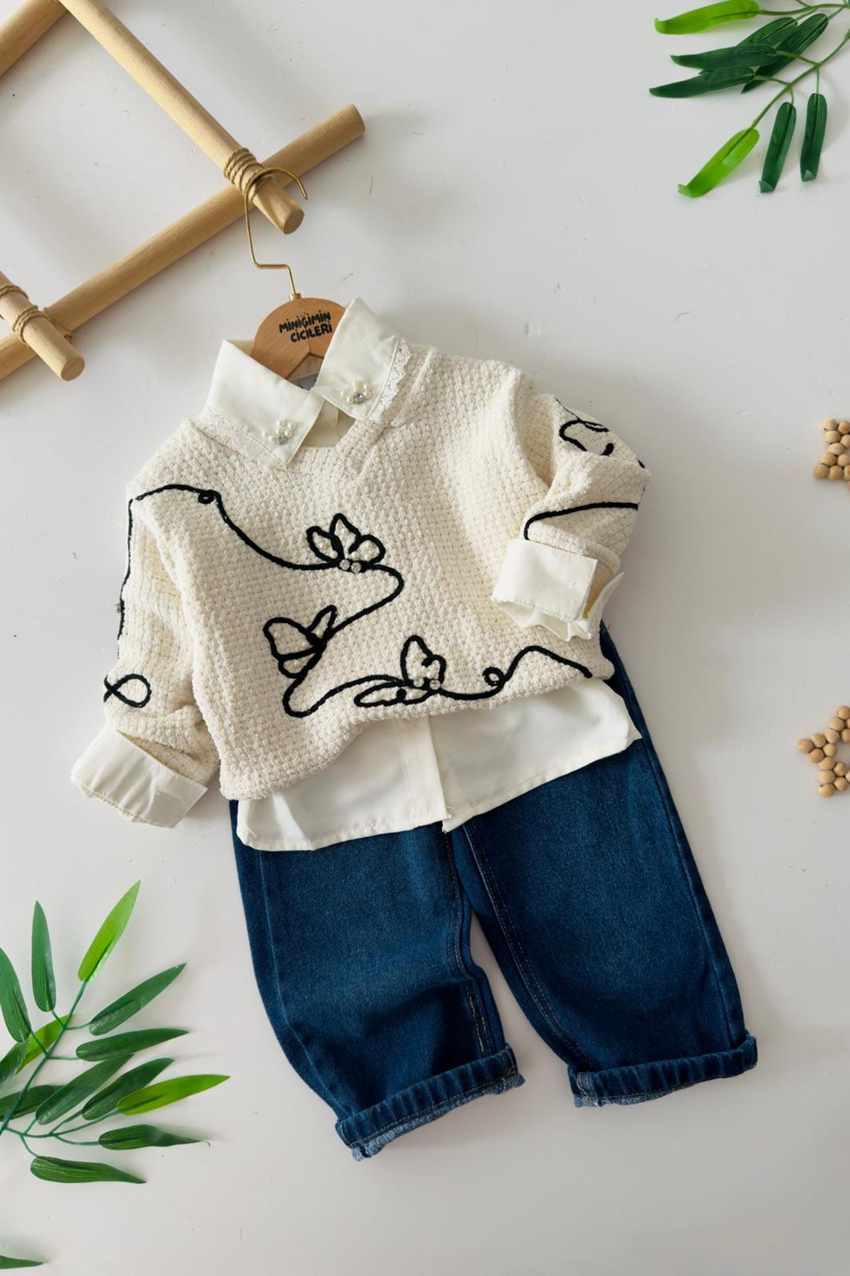 Miniğimin Cicileri Kelebek Nakışlı Taşlı  Kız Çocuk Kot Pantolonlu 3 ’lü Takım - Krem