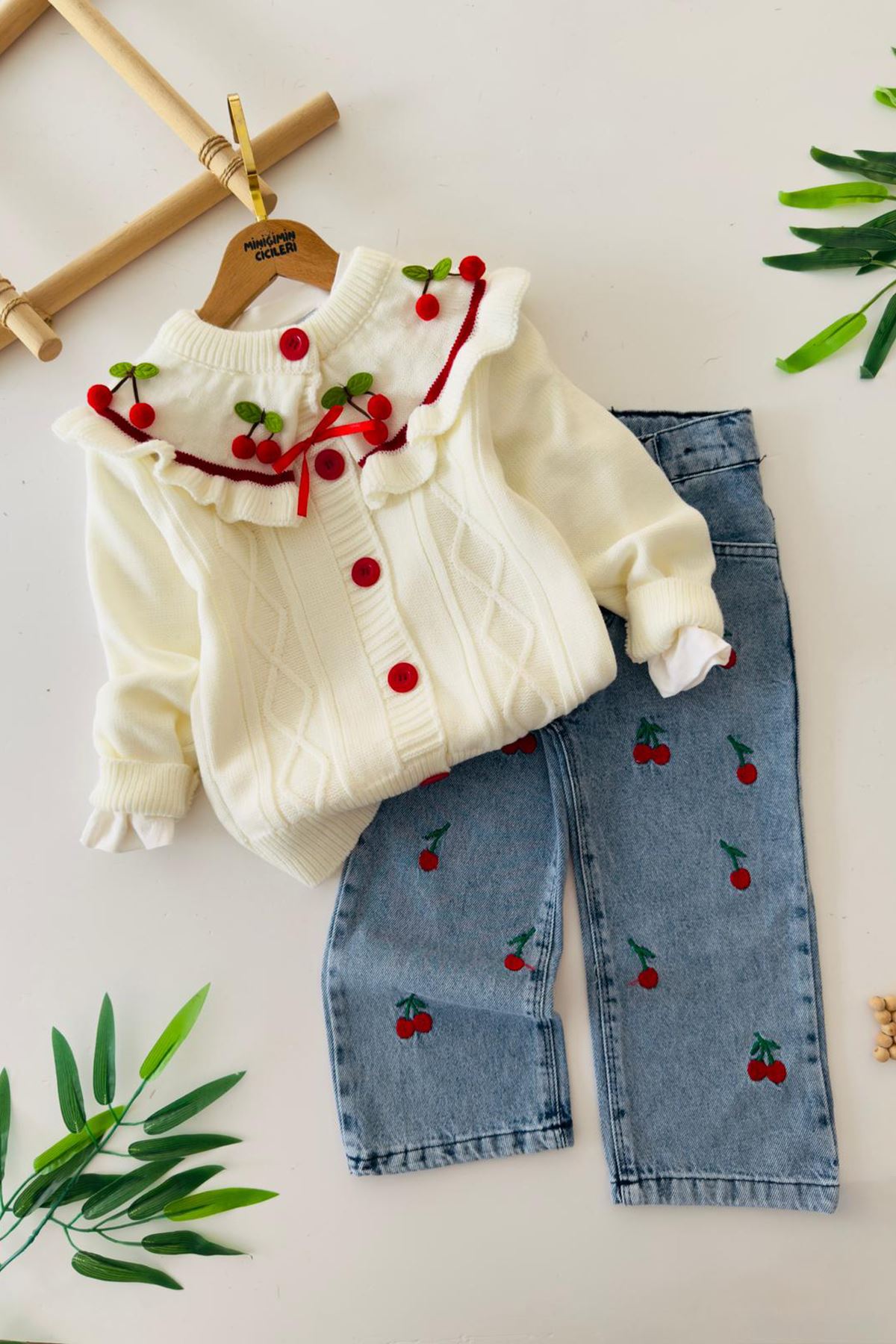Miniğimin Cicileri Kiraz detaylı İşlemeli Kız Çocuk 3 lü takım - Krem