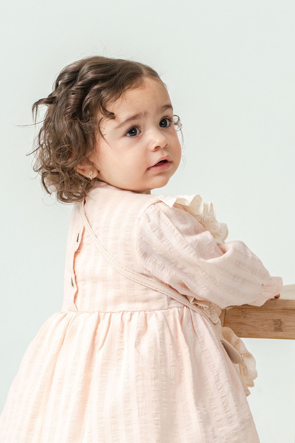 Miniğimin Cicileri Bear Nakışlı Fırfırlı Prenses Elbise 2’li Kız Bebek Takımı - Somon